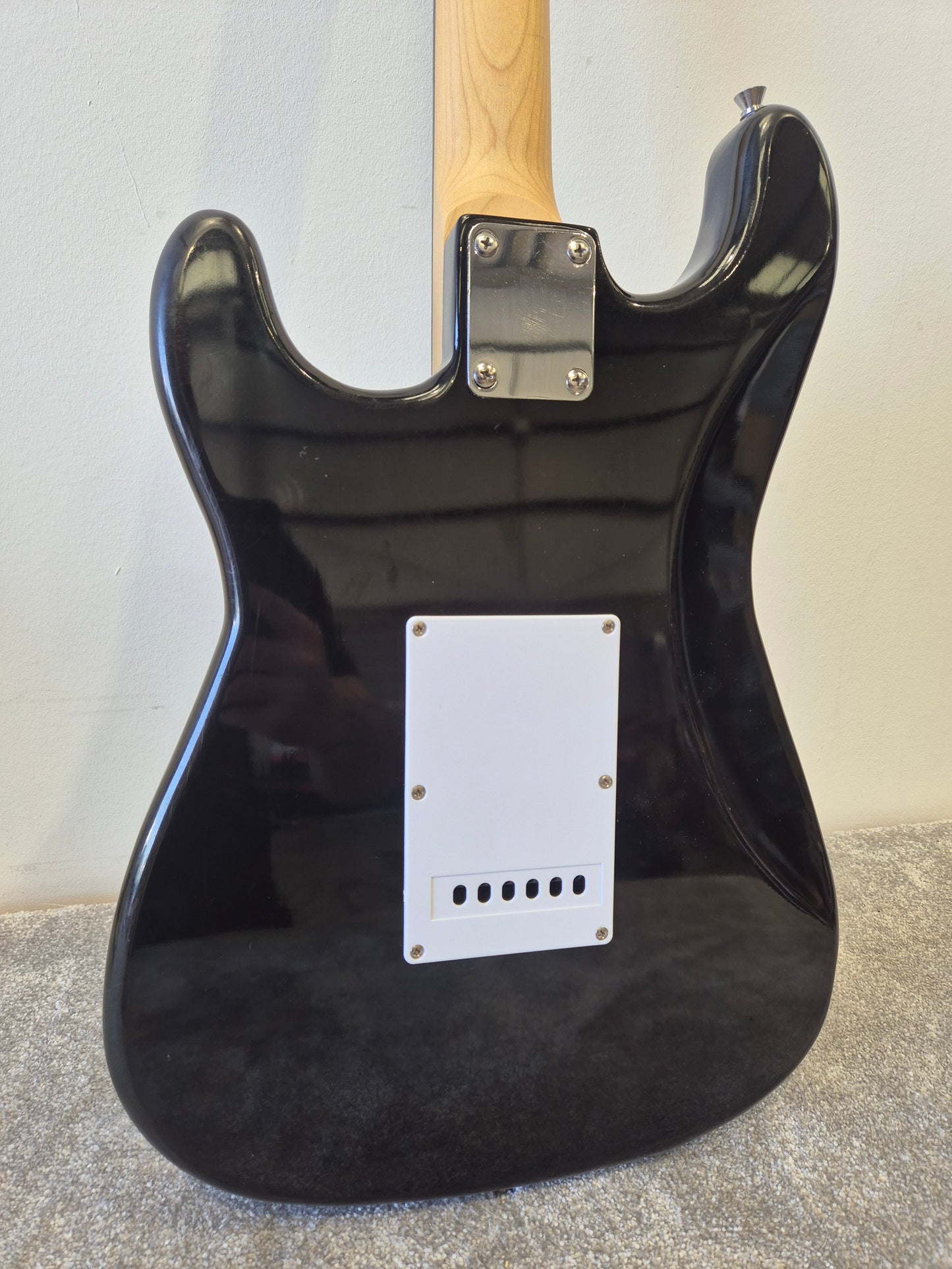 RockJam RJEG02 - Electric Guitar - Black