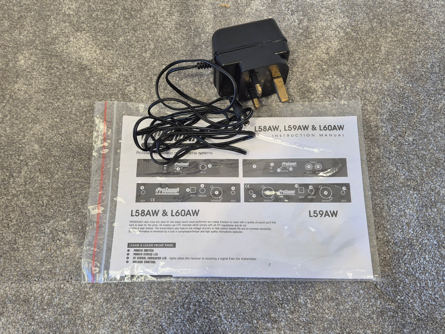 Prosound L59AW Twin Microphone Portable VHF Wireless (Spares or Repairs)