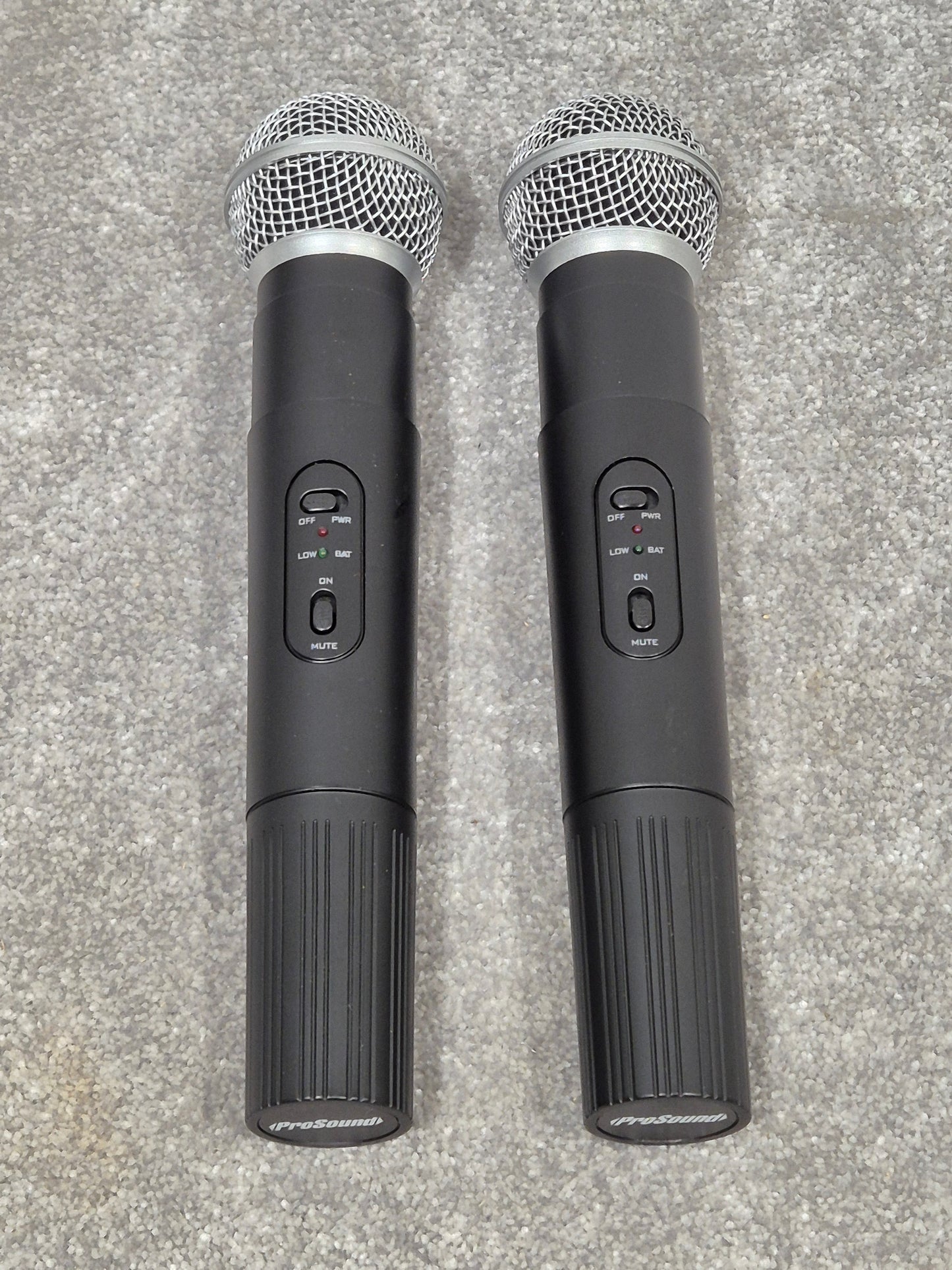 Prosound L59AW Twin Microphone Portable VHF Wireless + Black Case