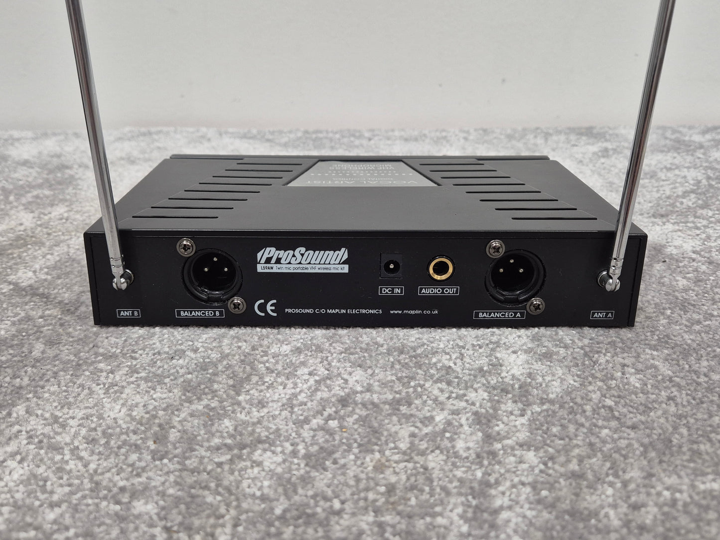 Prosound L59AW Twin Microphone Portable VHF Wireless + Black Case