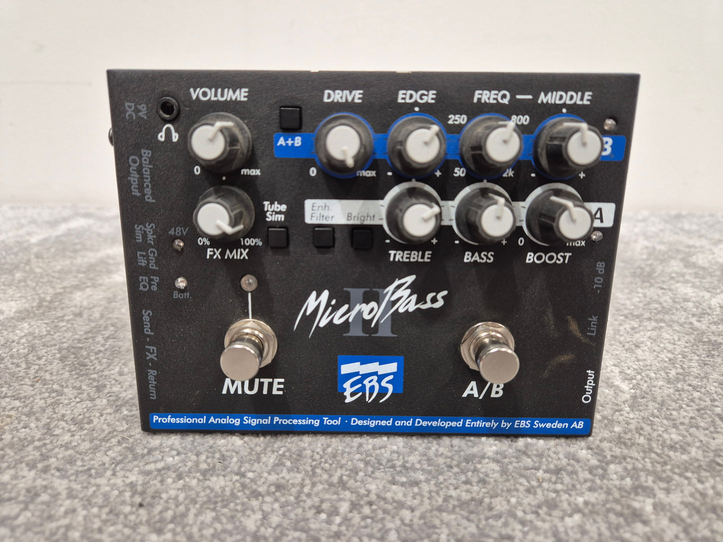 EBS MicroBass II - Preamp/DI-Box Bass Guitar Pedal