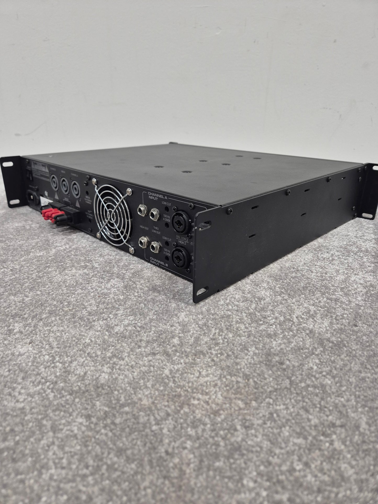 Peavey PV900 - Rackmount Stereo Power Amplifier (Spares or Repairs)