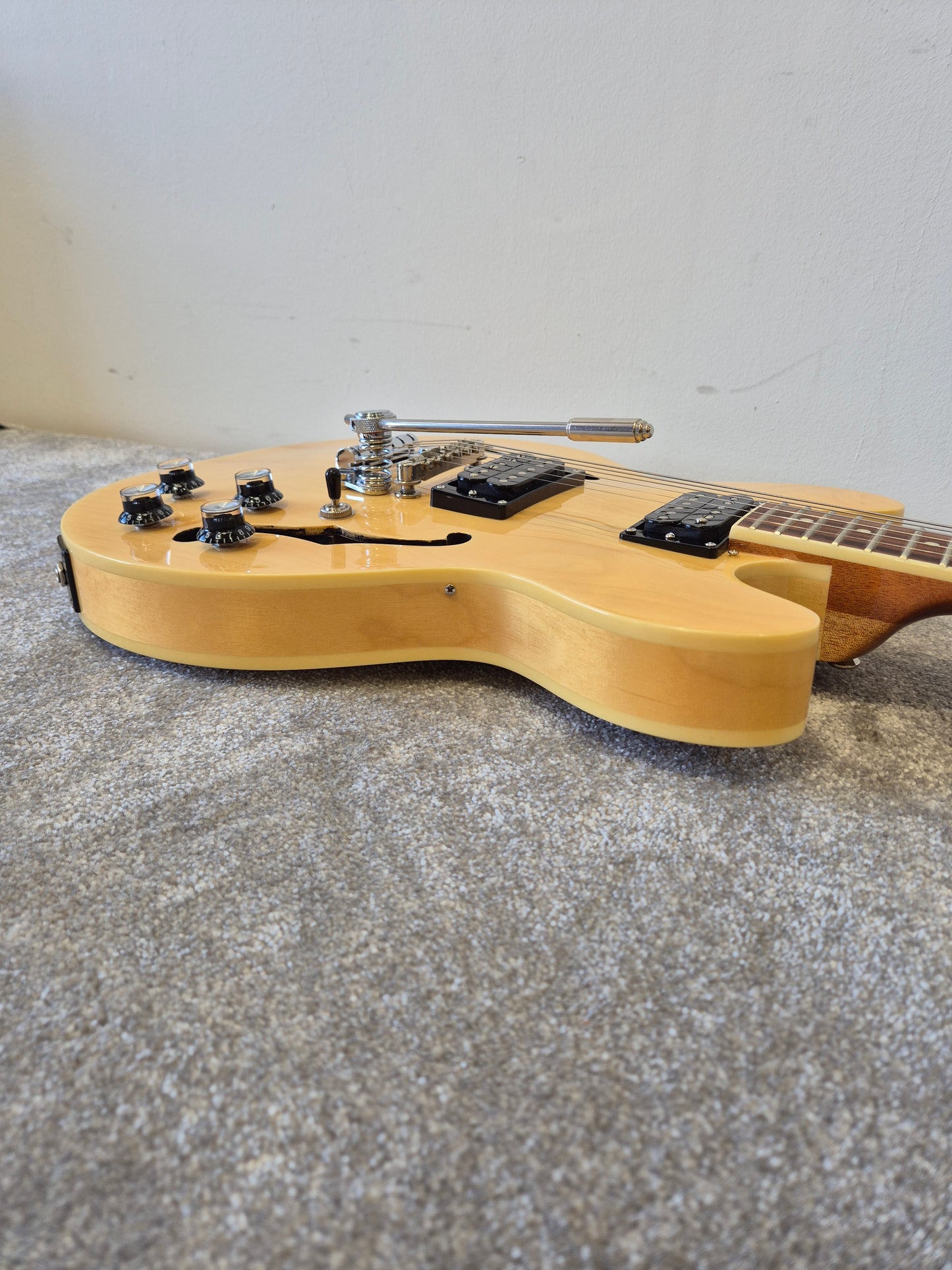 Epiphone ES-339 Pro Semi Hollow Electric Guitar Upgraded Seymour Duncan Pickups w/ Hard Case