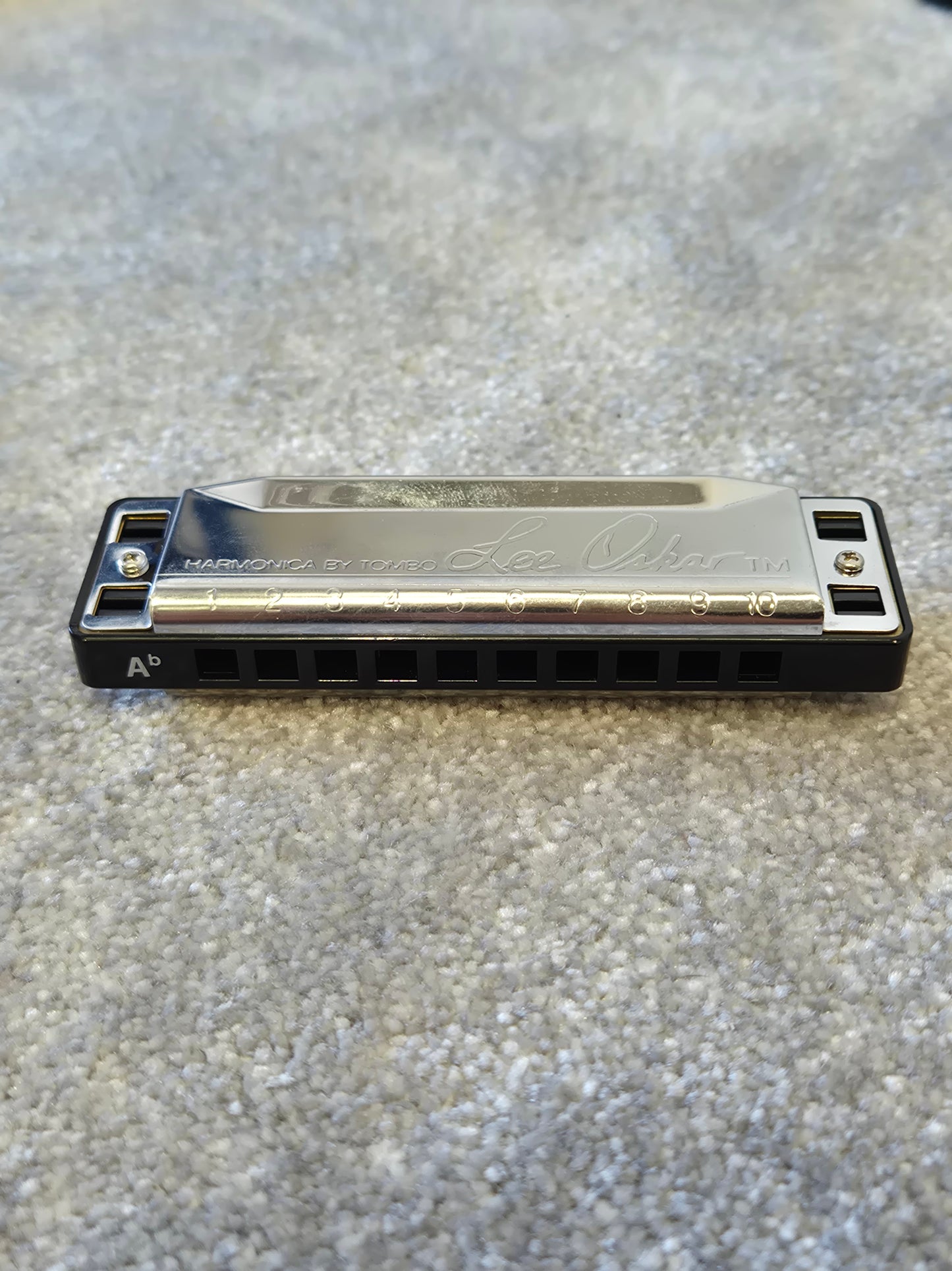 Lee Oskar Harmonica Ab - Harmonica by Tombo w/ Black Case