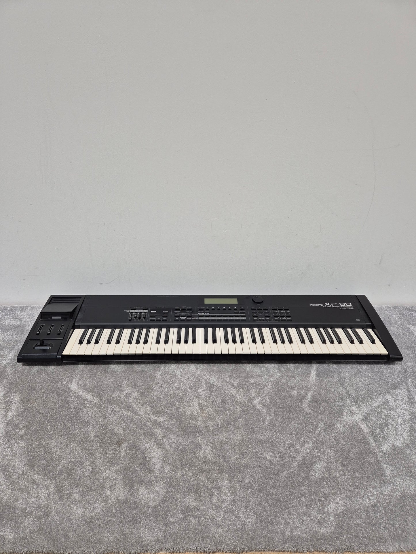 Roland XP-80 - Digital Music Workstation Synthesizer w/ Original Box Excellent