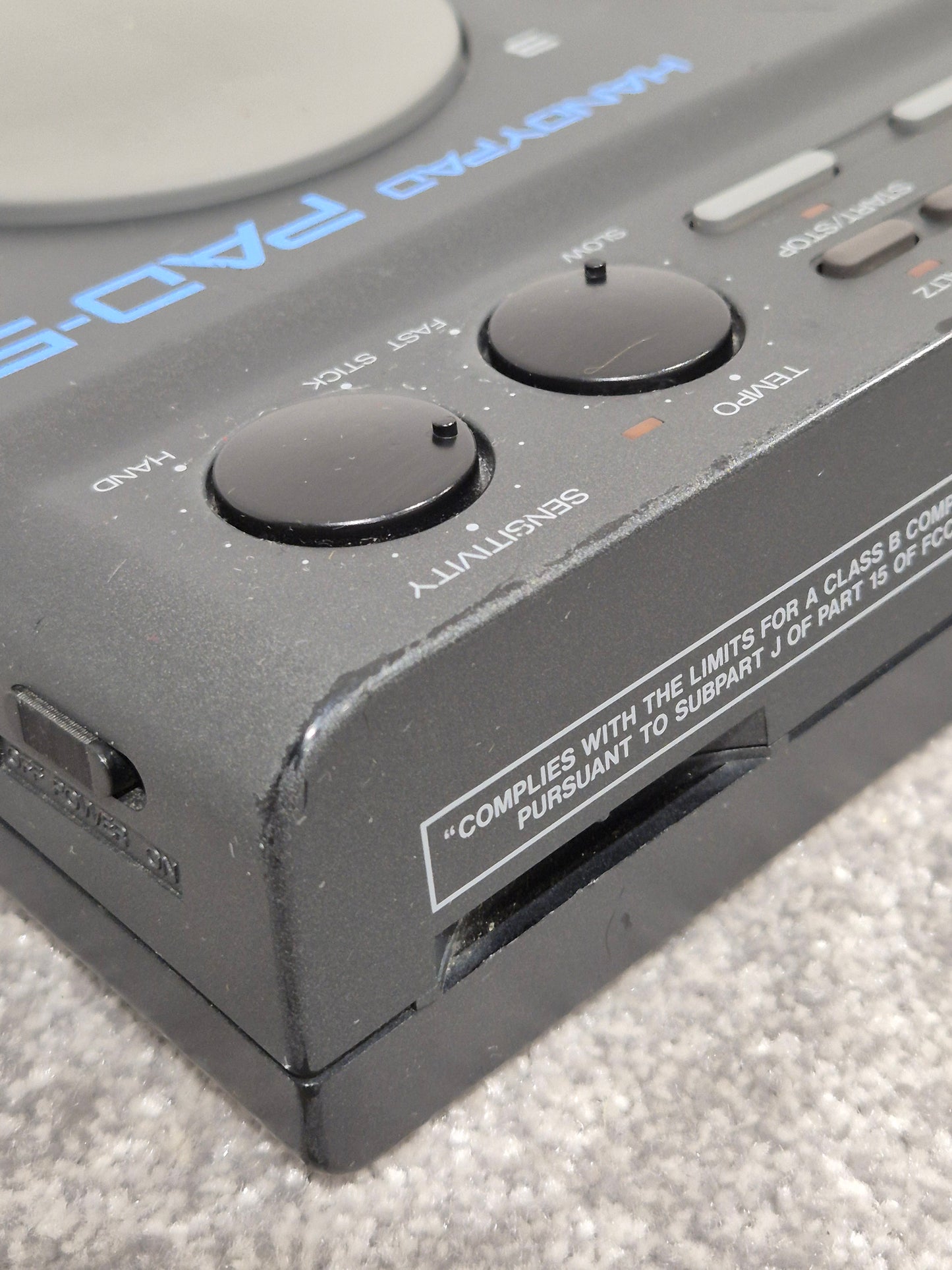 Roland Handypad Pad-5 - Portable MIDI Drum Controller