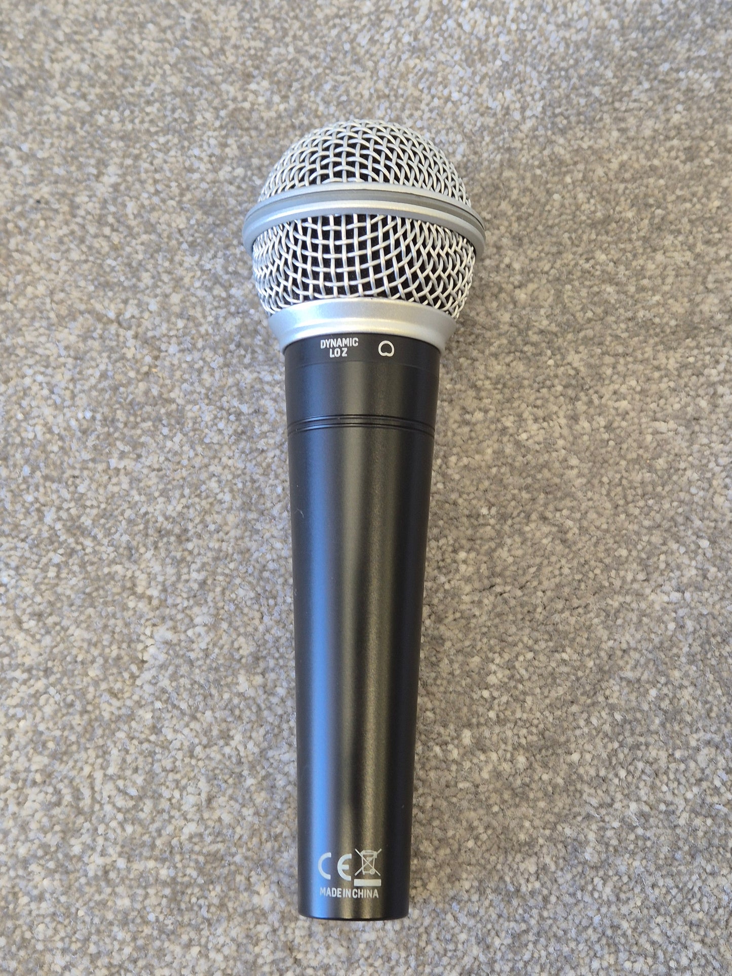 Behringer SL 84C - Dynamic Cardioid Microphone w/ Hard Case