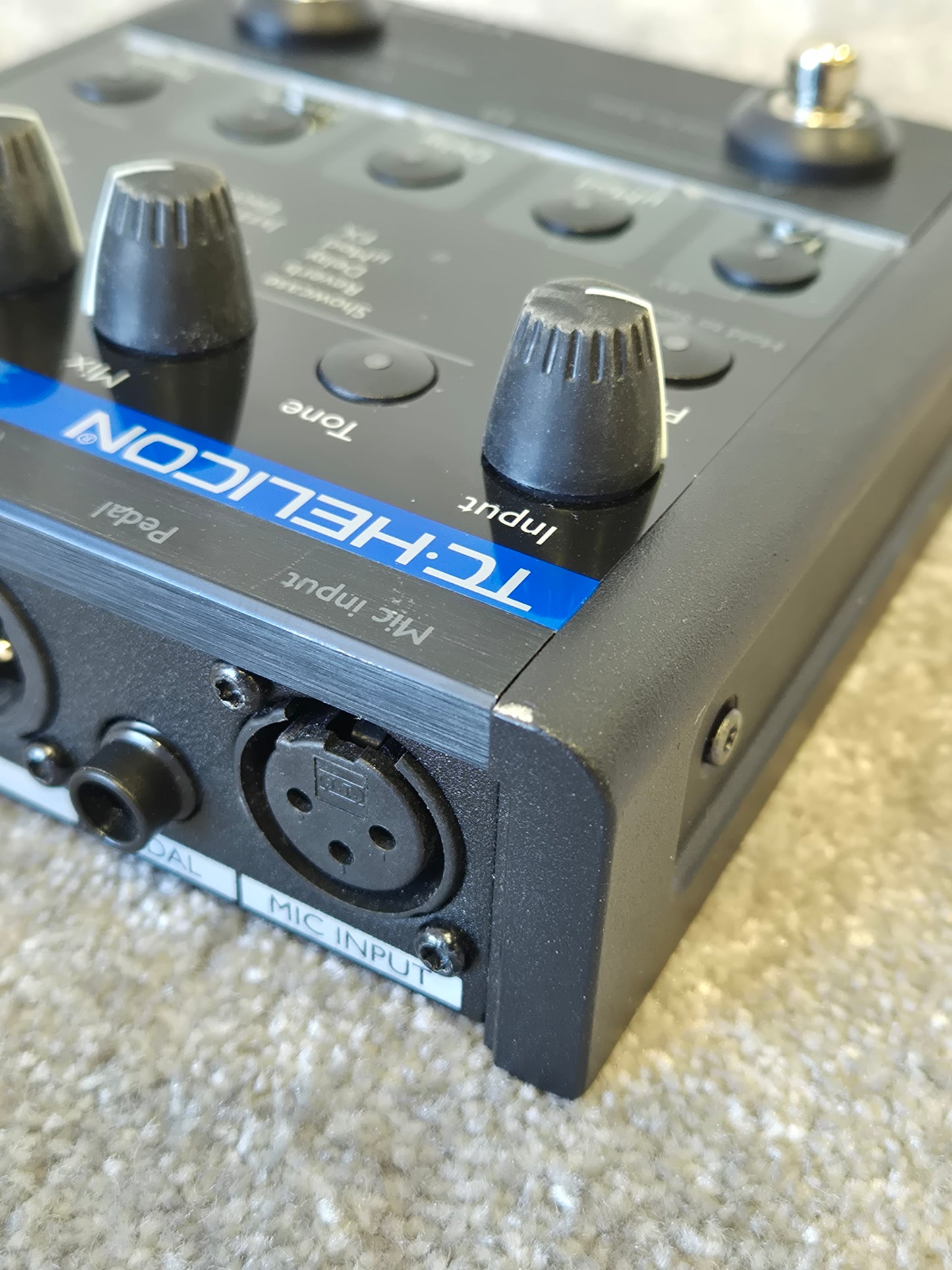 TC Helicon VoiceTone Create XT - Vocal Processor