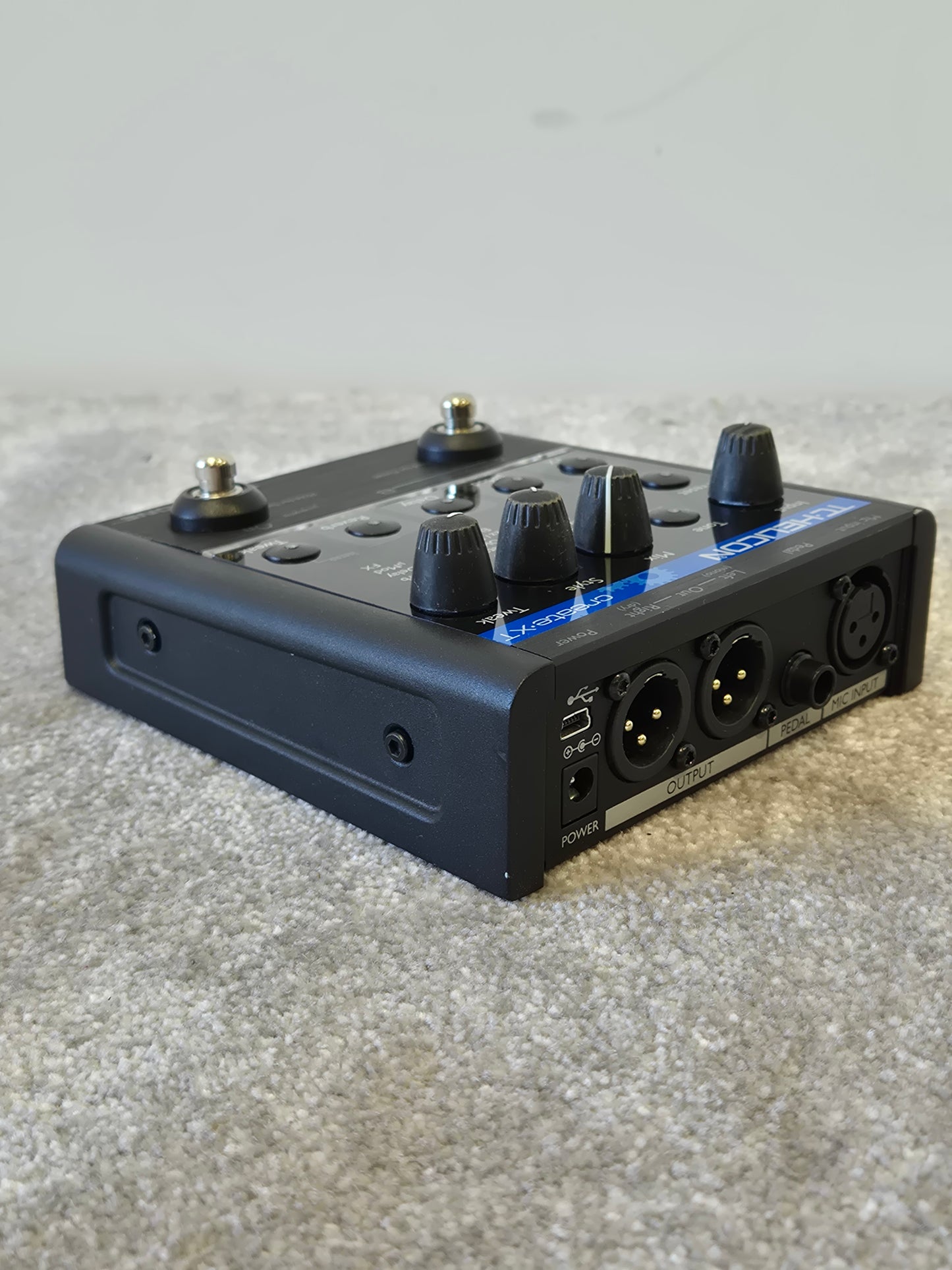 TC Helicon VoiceTone Create XT - Vocal Processor