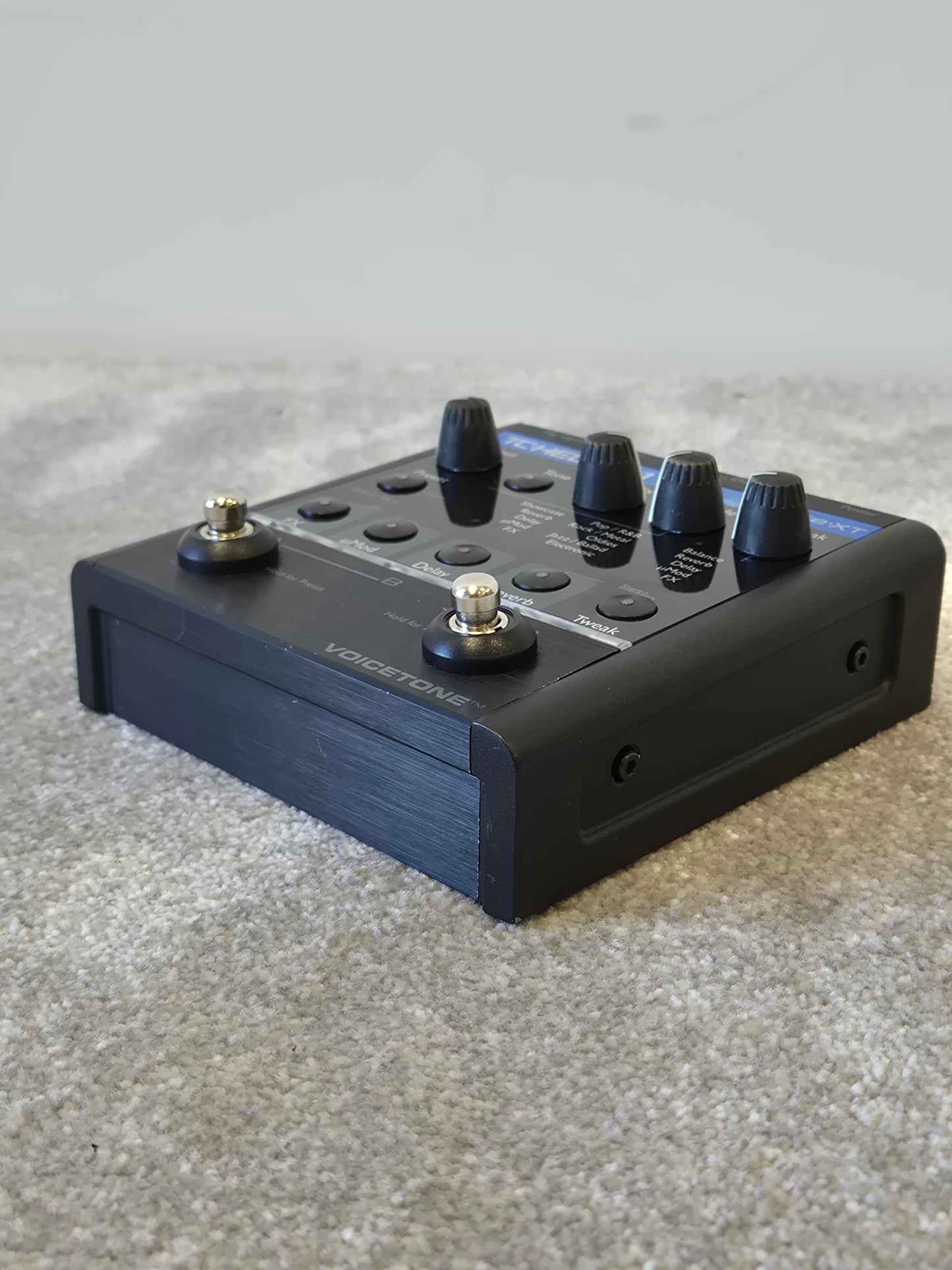 TC Helicon VoiceTone Create XT - Vocal Processor