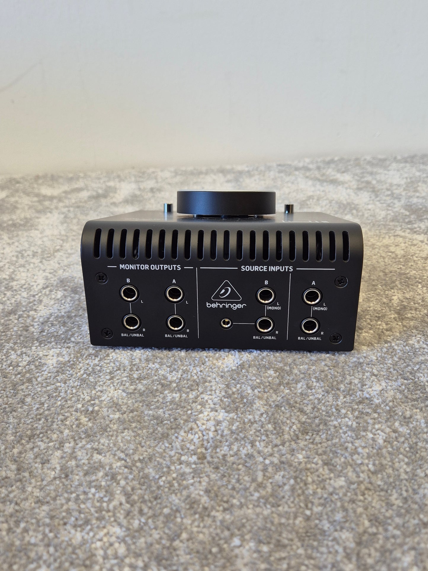 Behringer Studio M - Passive Monitor Controller w/ Original Box