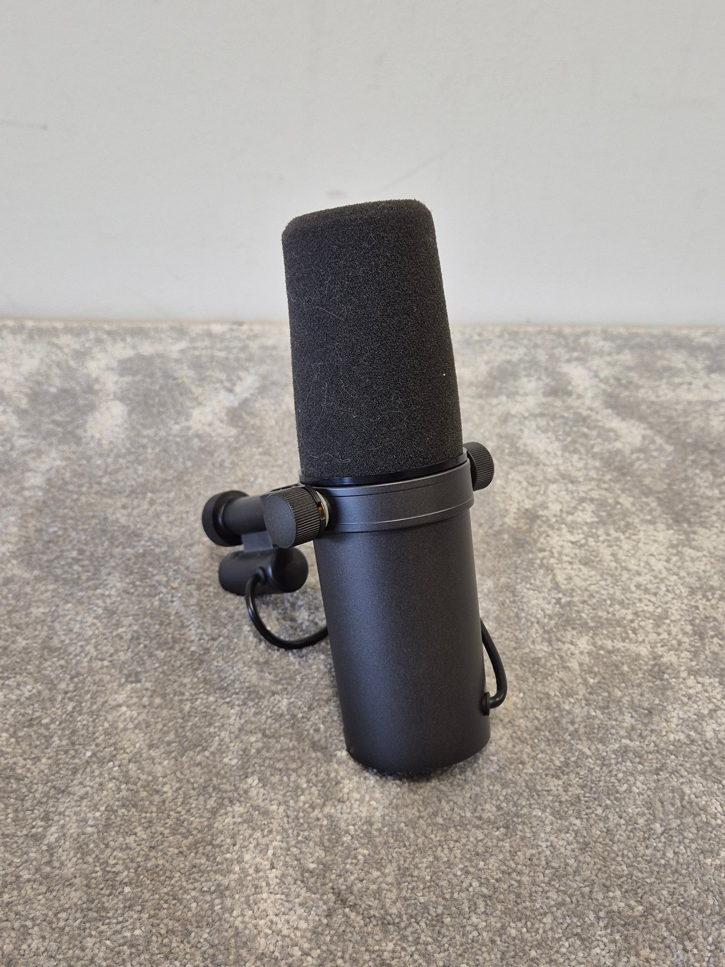 Shure SM7B - Dynamic Microphone w/ Original Box