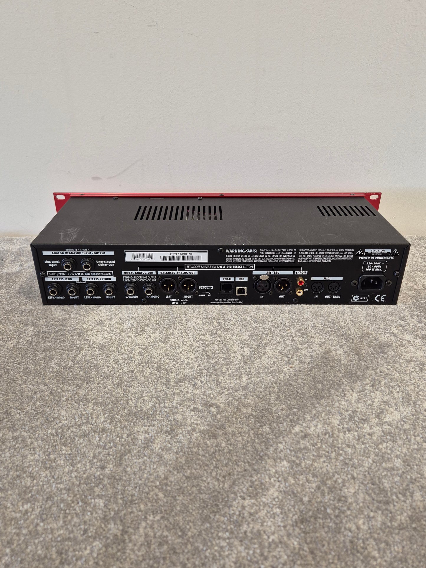 Line 6 POD XT Pro - Rackmount Multi-Effects Unit w/ Original Box