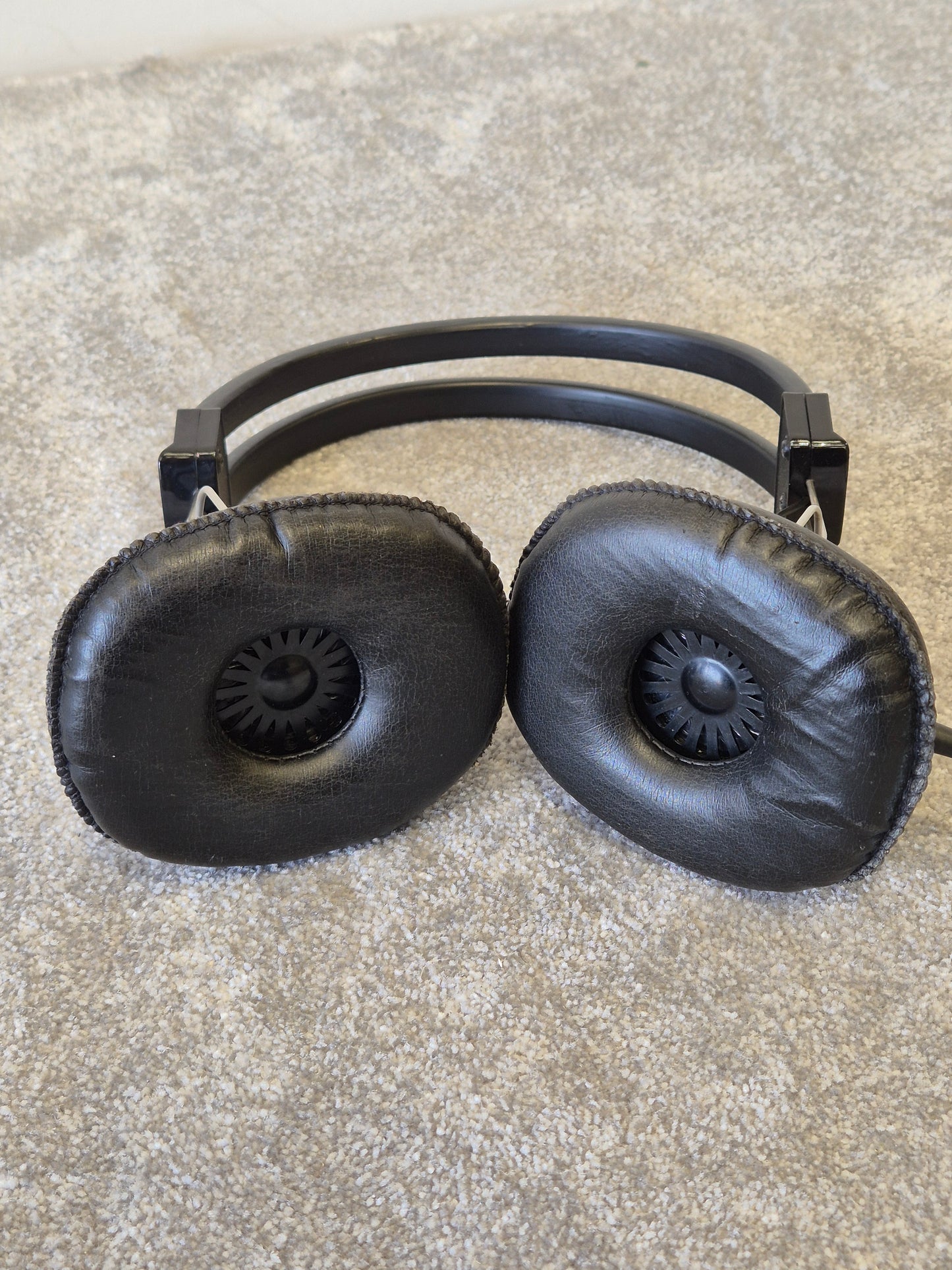 Altai HS 400 - Over-Ear Wired Headphones