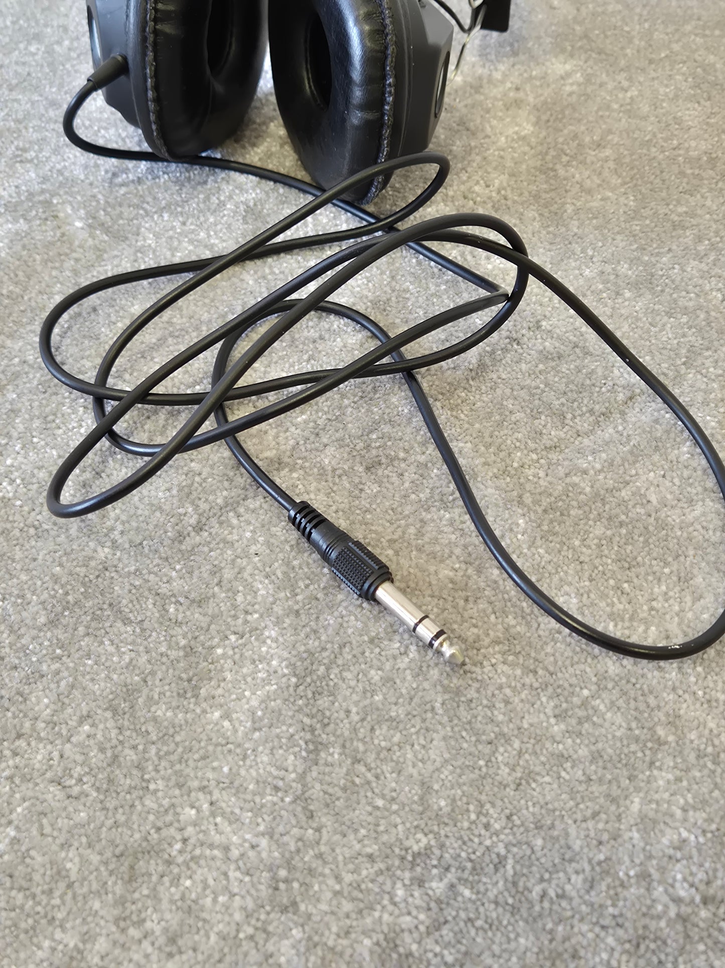 Altai HS 400 - Over-Ear Wired Headphones