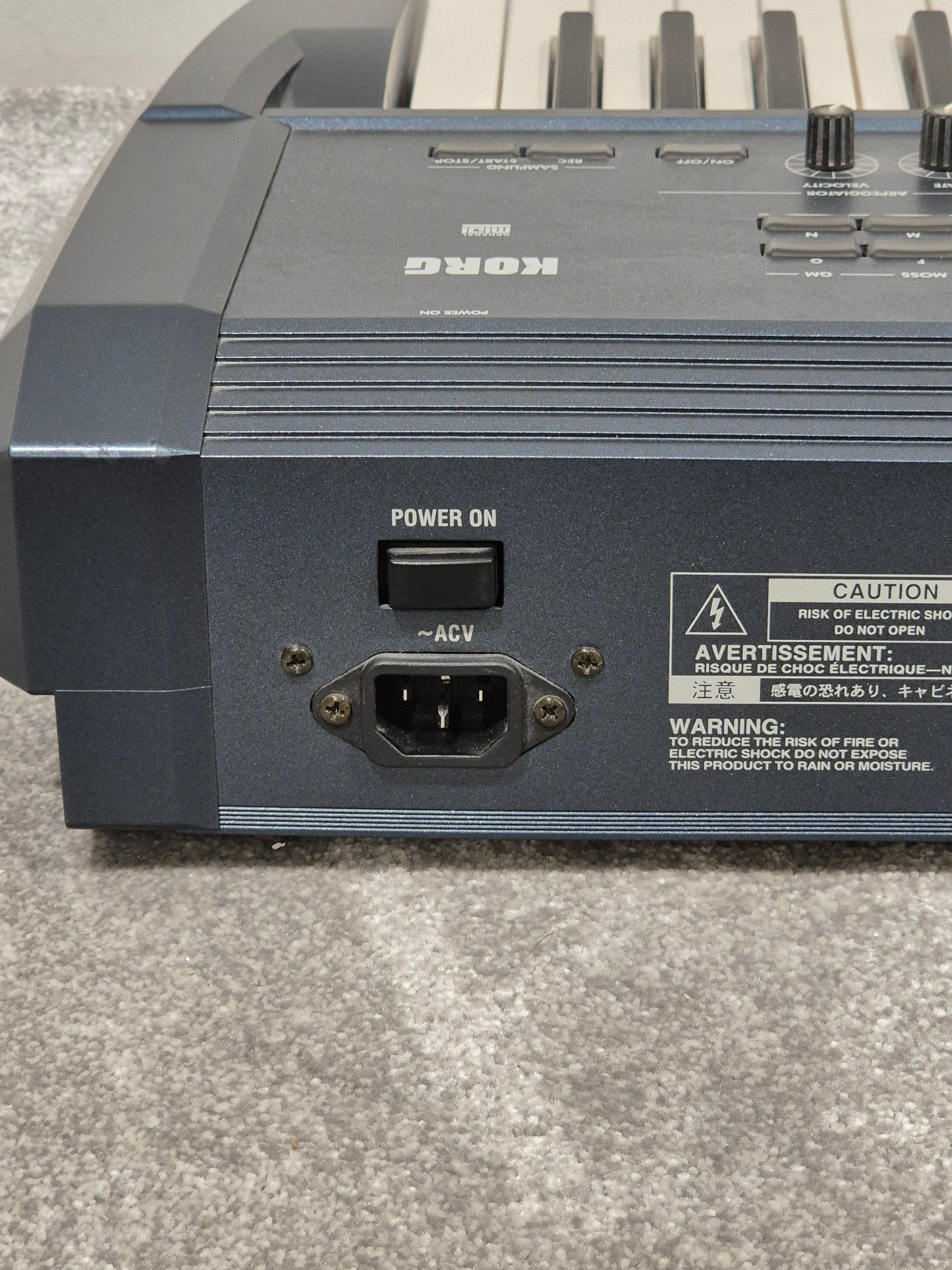 Korg Triton Extreme - 61 Key Music Workstation Synthesizer w/ Original Box