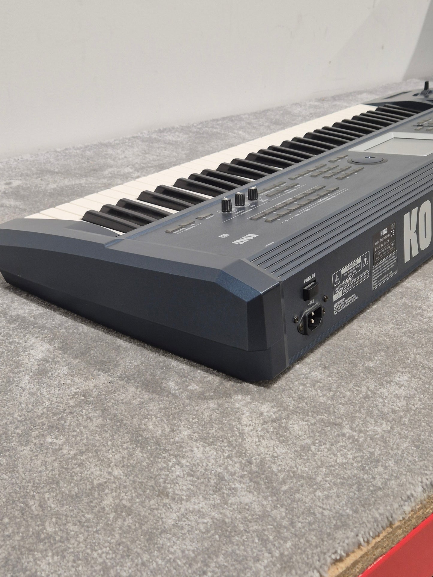 Korg Triton Extreme - 61 Key Music Workstation Synthesizer w/ Original Box