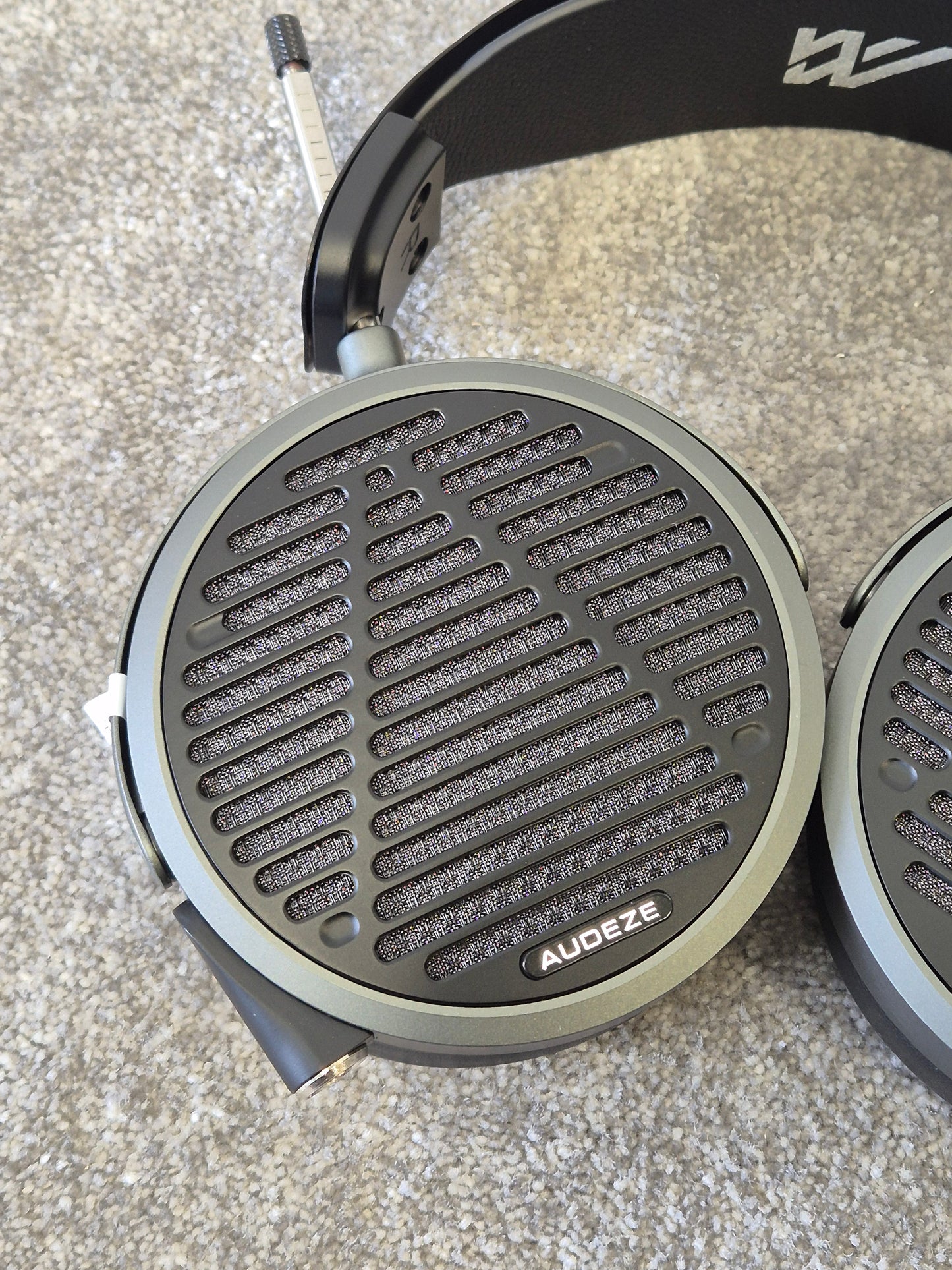 Audeze MM-500 - Professional Open Back Headphones w/ Case - New