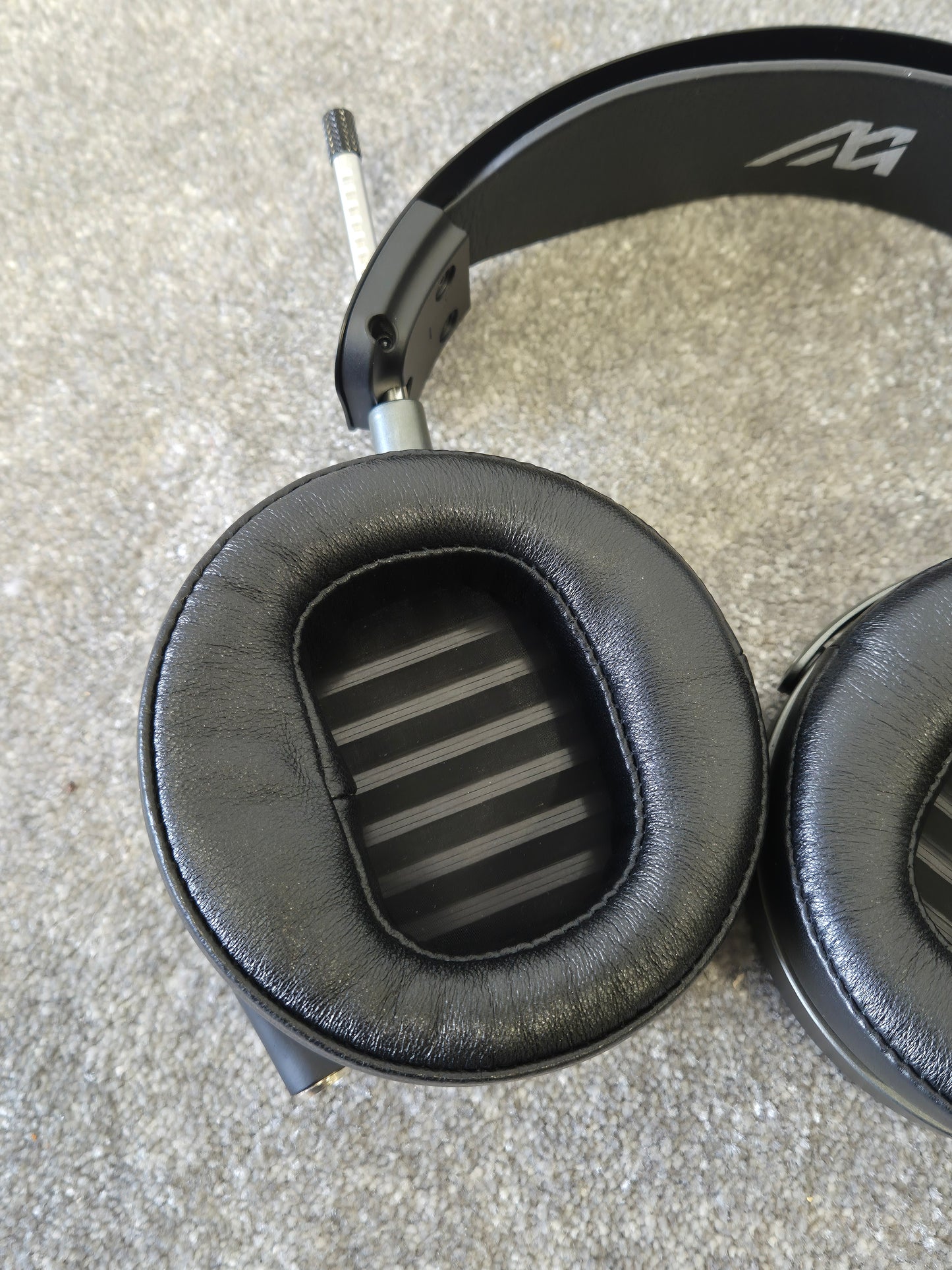 Audeze MM-500 - Professional Open Back Headphones w/ Case - New