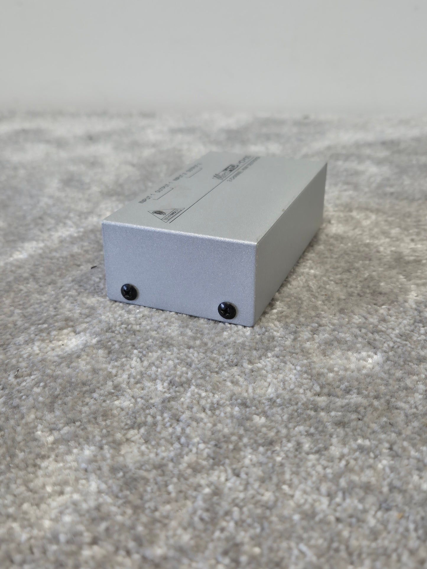 Behringer MicroHD HD400 - Hum Destroyer