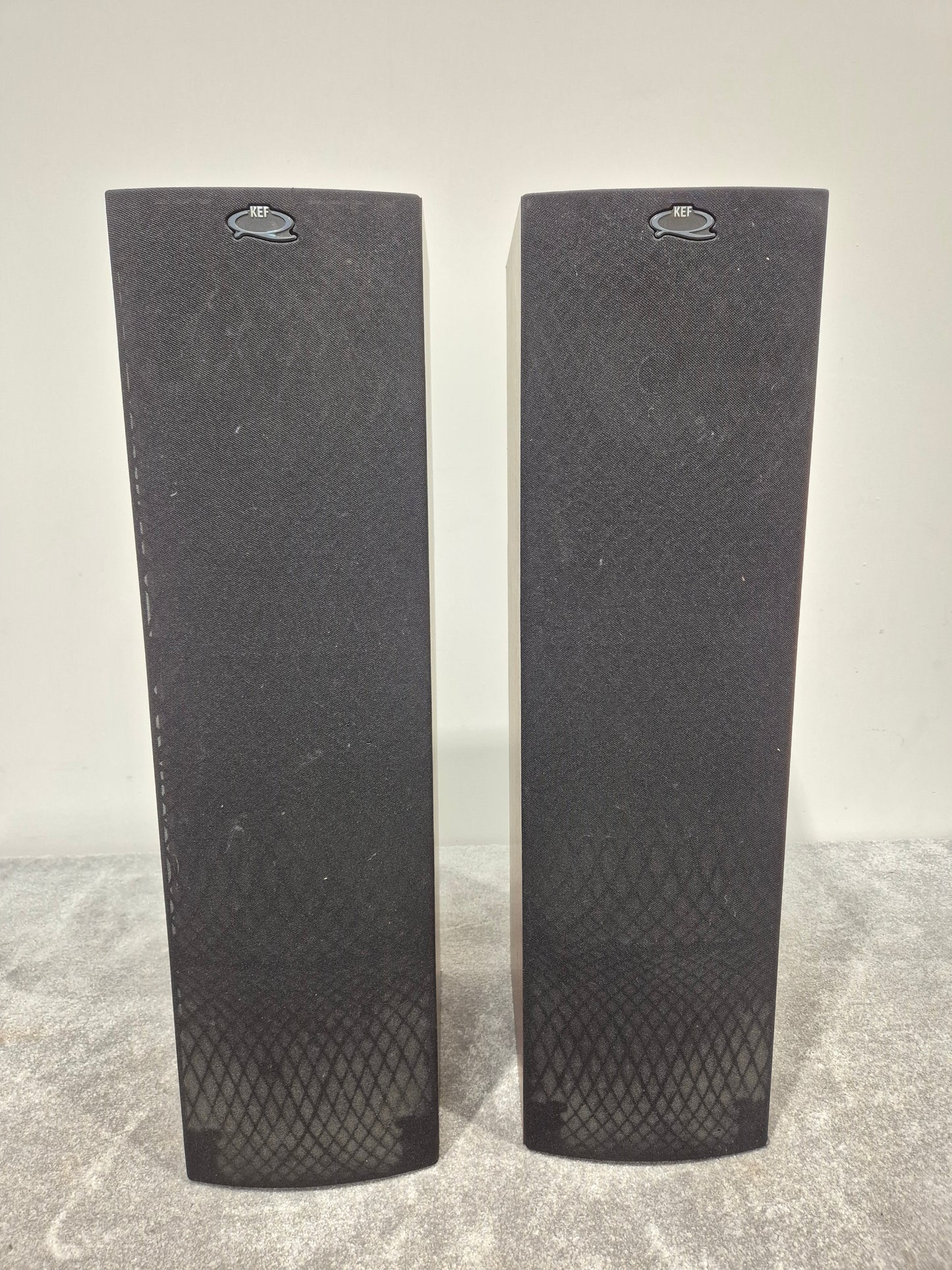 KEF Q35 - Two-Way Coaxial Speaker System