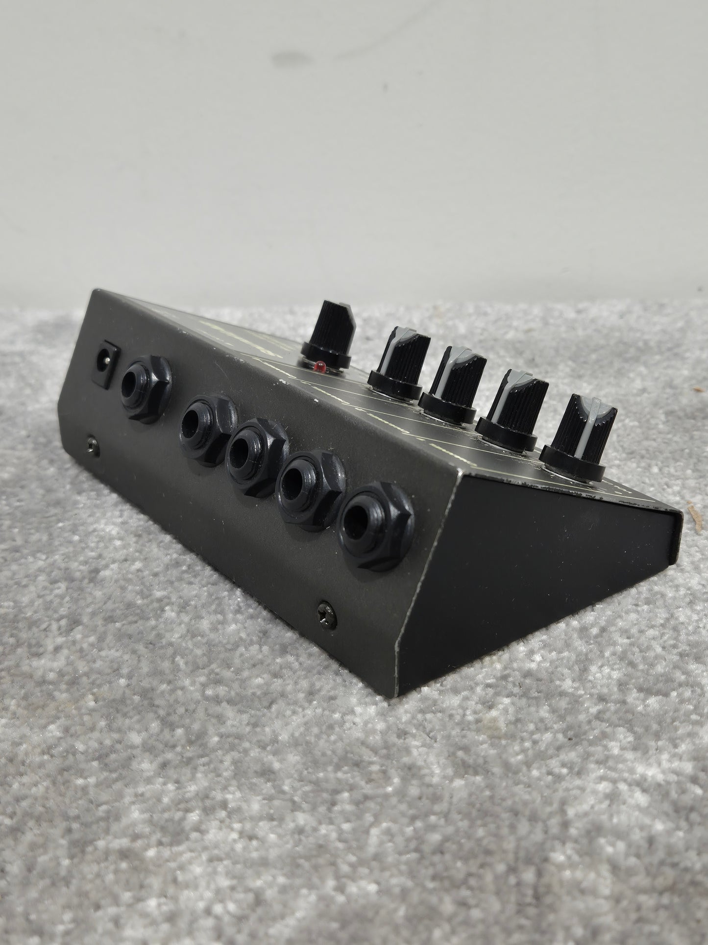 Sound Lab WAM 290 Micro Mixer - 4-Channel Mono Mixer