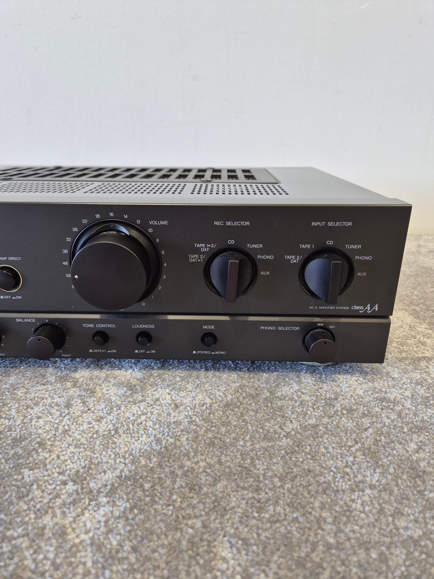 Technics SU-VX500 - 50-watt Stereo Integrated Amplifier - Excellent