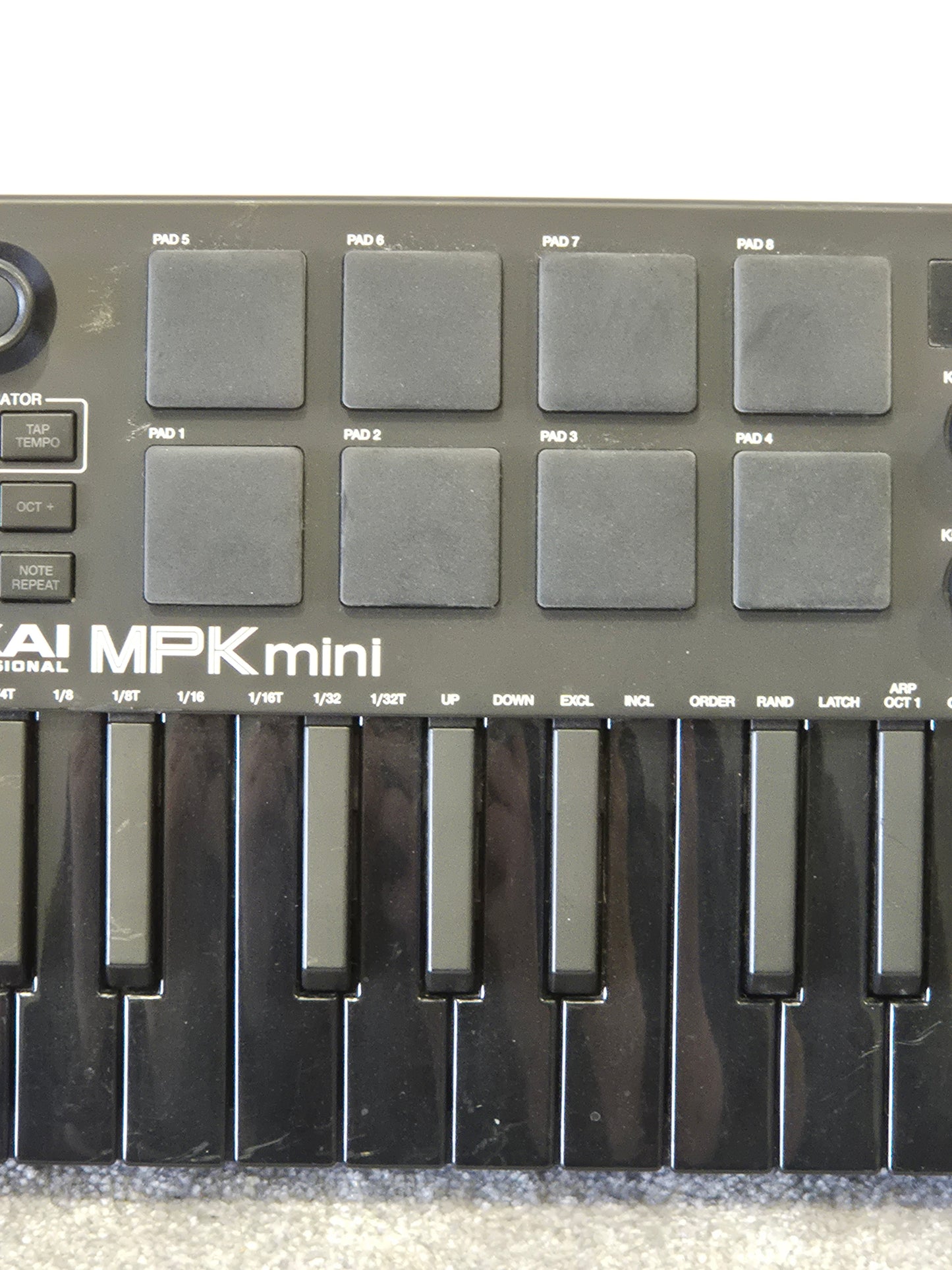 Akai MPK Mini - Compact MIDI Keyboard Controller