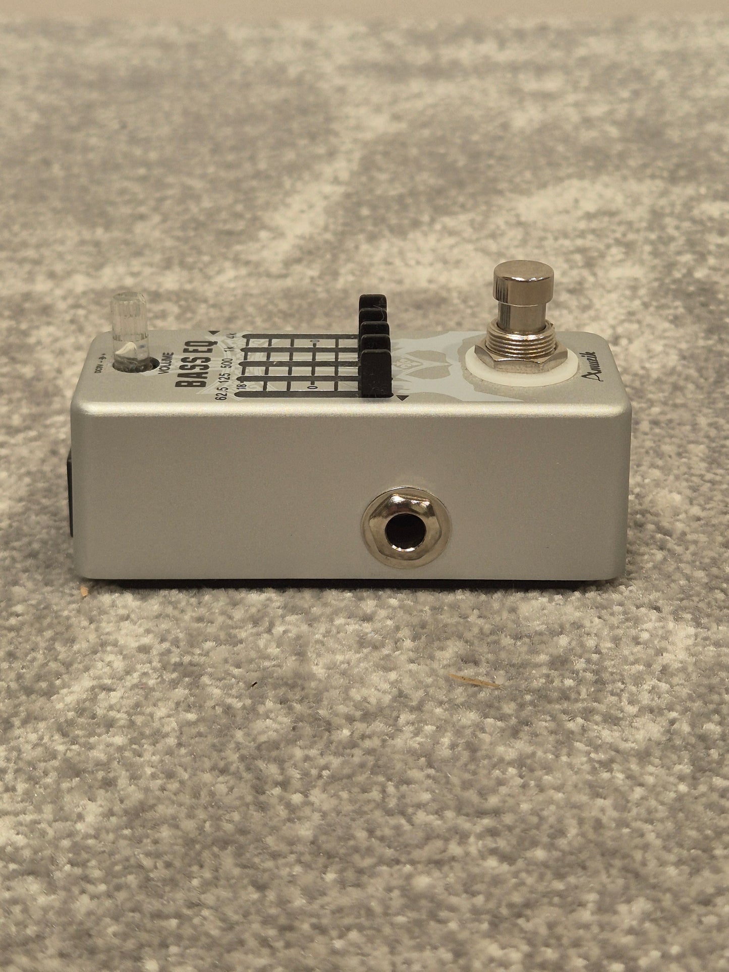 Amuzik Bass EQ Pedal - 5-Band Graphic Equalizer Pedal w/ Original Box