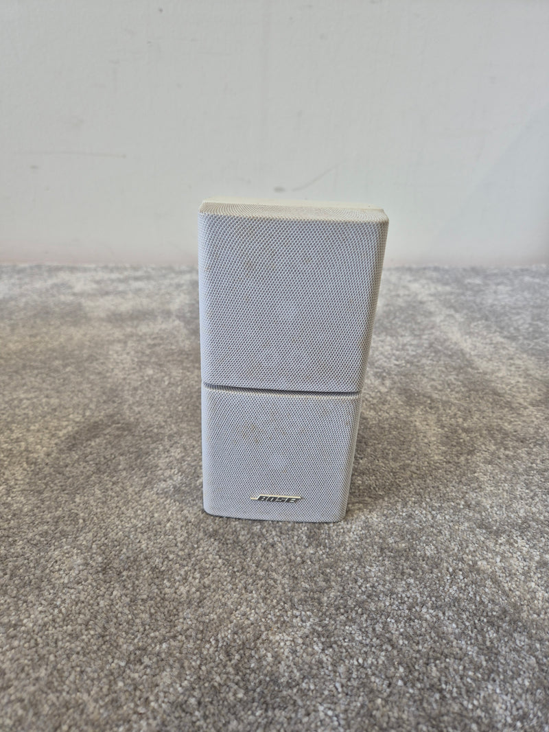 Bose Acoustimass 15 - 5.1 Channel Home Cinema - Woofer plus 5 Double Cube Speakers - image 10