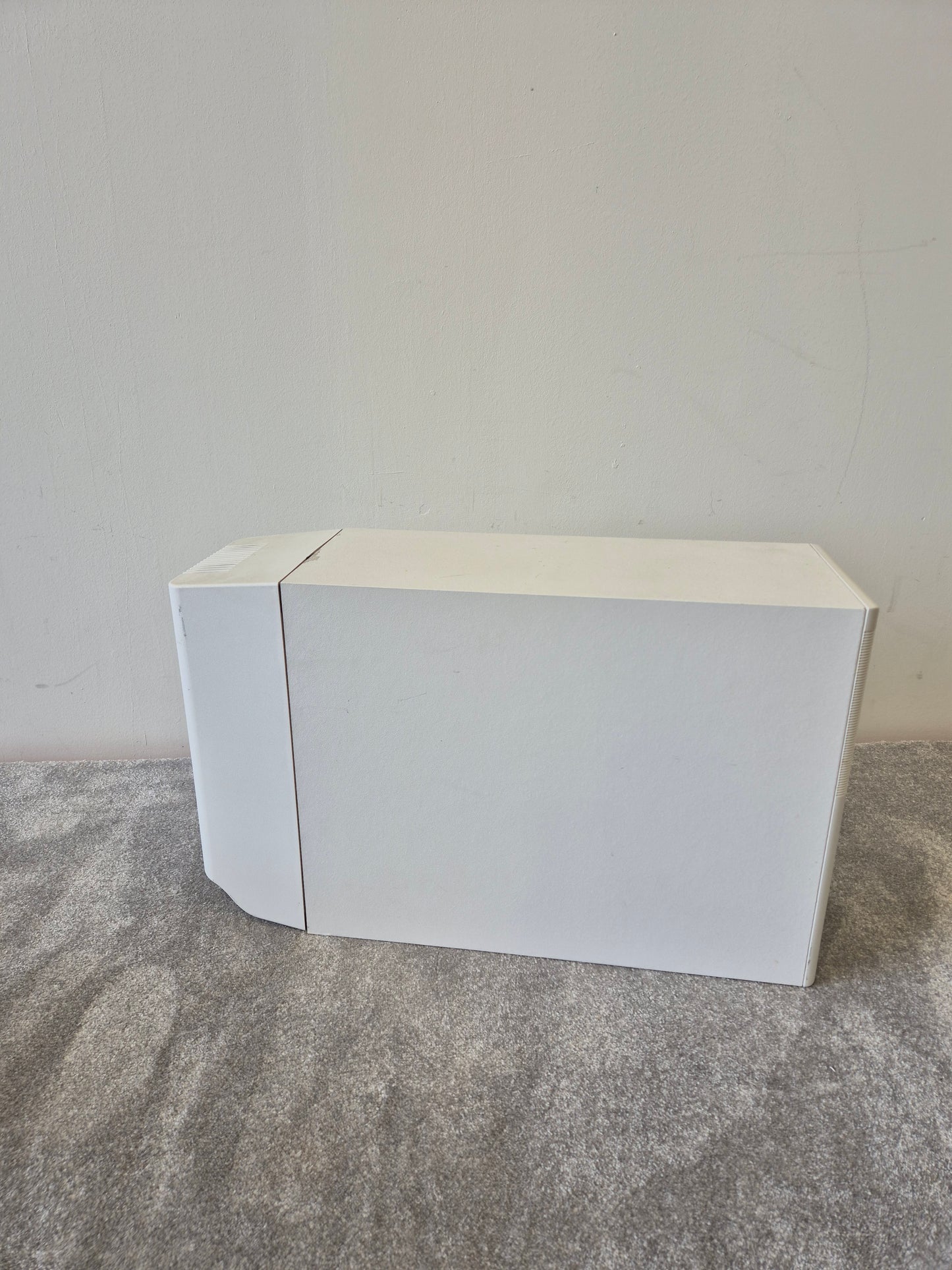Bose Acoustimass 15 - 5.1 Channel Home Cinema - Woofer plus 5 Double Cube Speakers