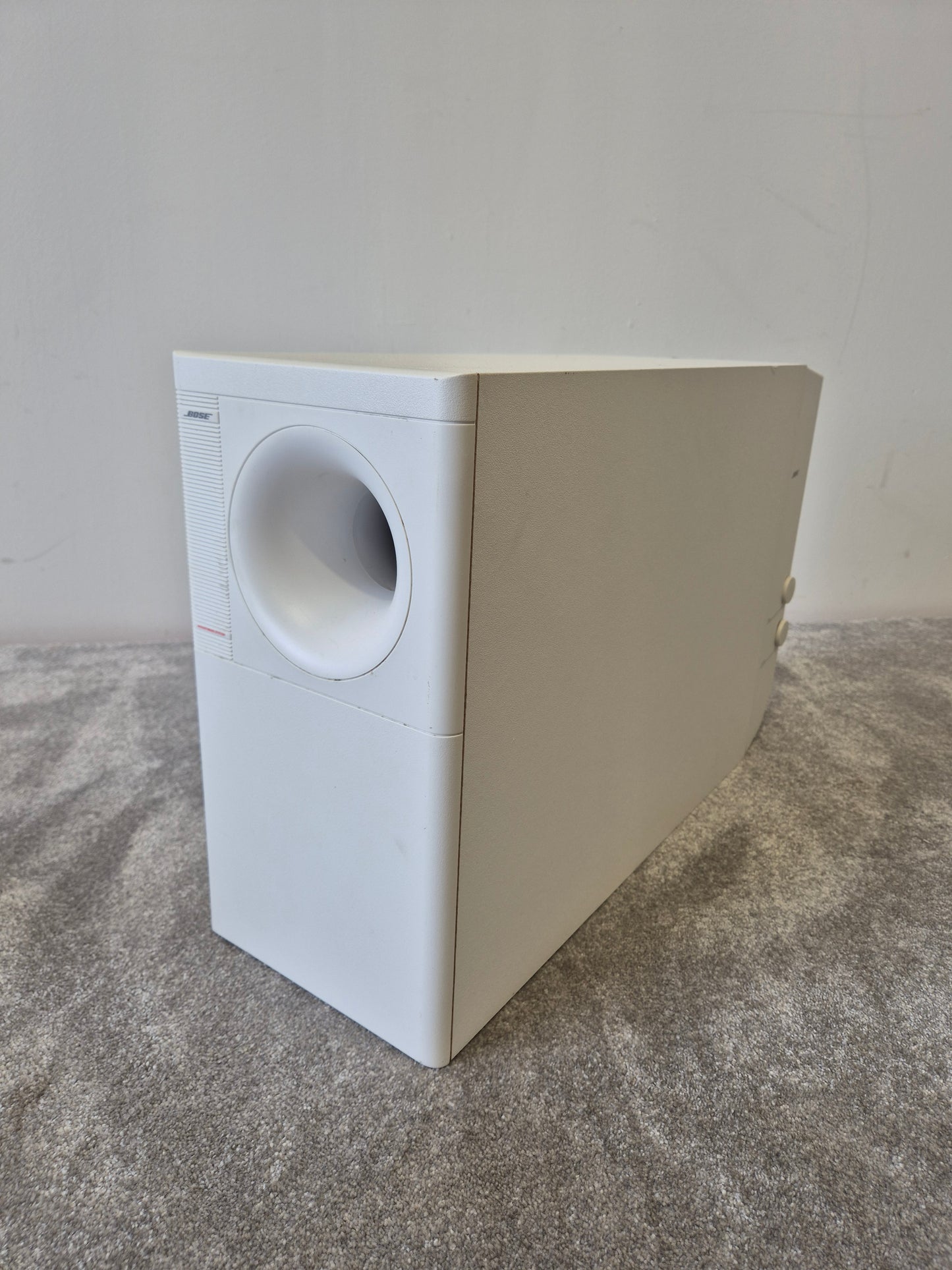 Bose Acoustimass 15 - 5.1 Channel Home Cinema - Woofer plus 5 Double Cube Speakers