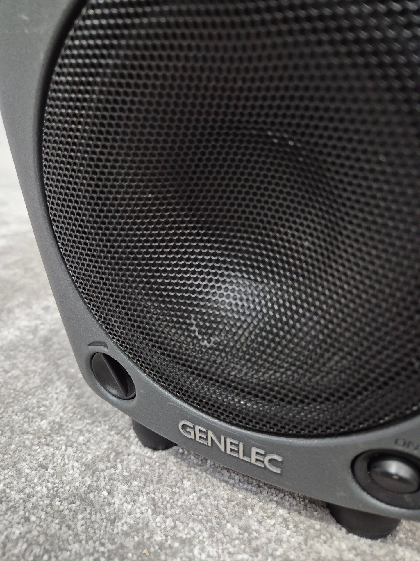 Genelec 8030A - Bi-Amplified Studio Monitor