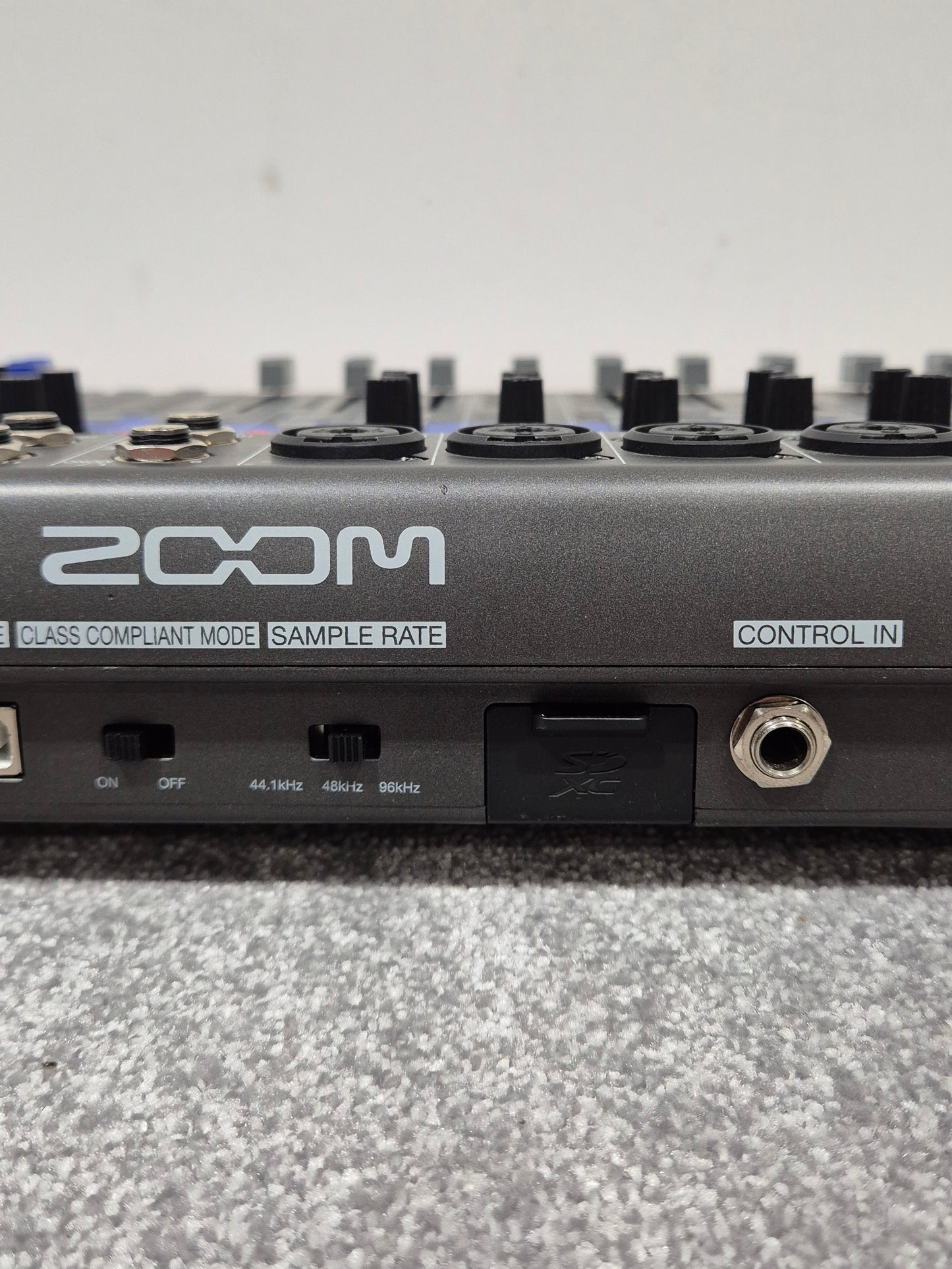 Zoom LiveTrack L12 - Digital Mixer and Multitrack Recorder w/ Original Box