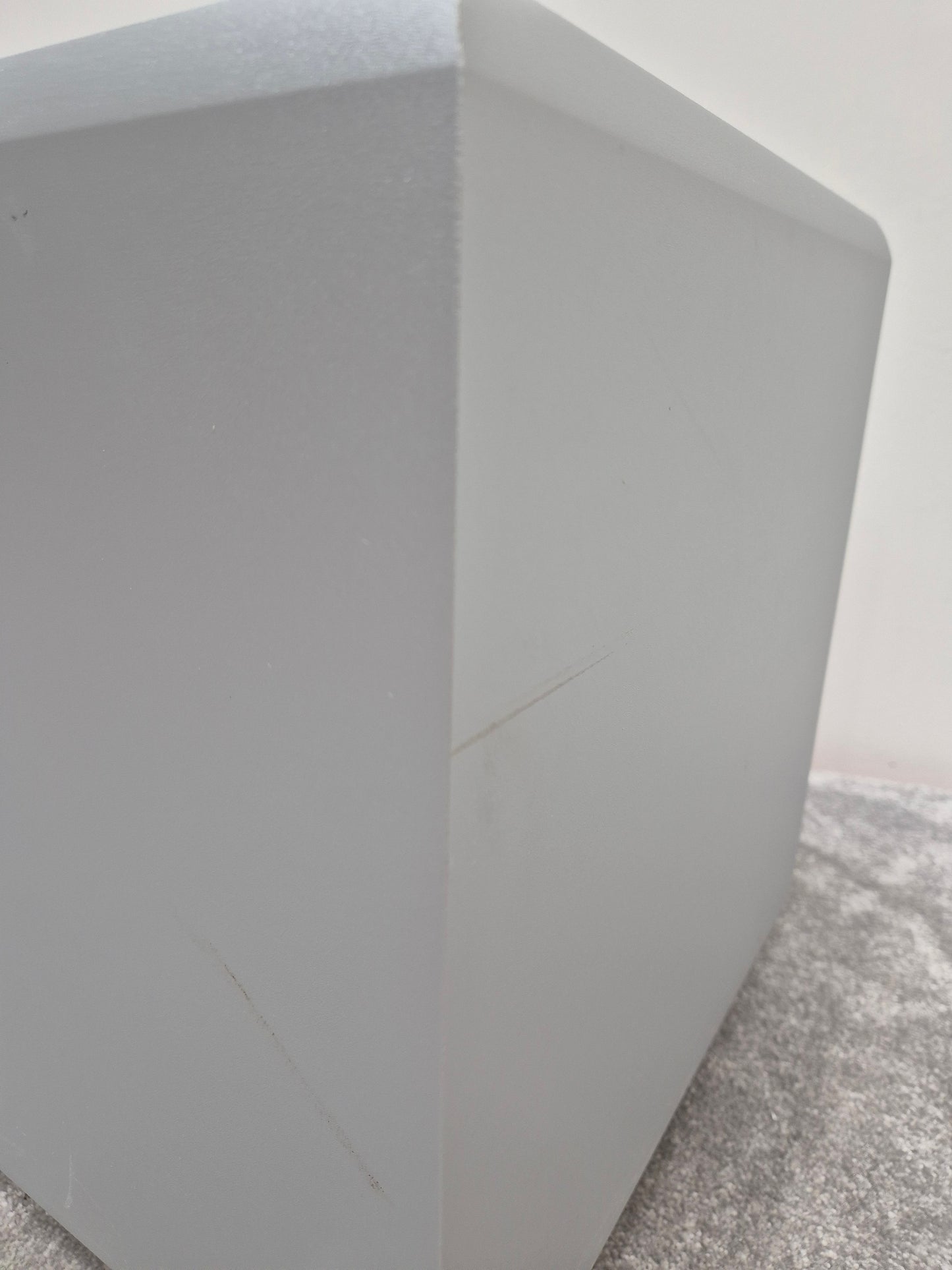 KEF PSW2010 - 10-inch Powered Subwoofer - Excellent