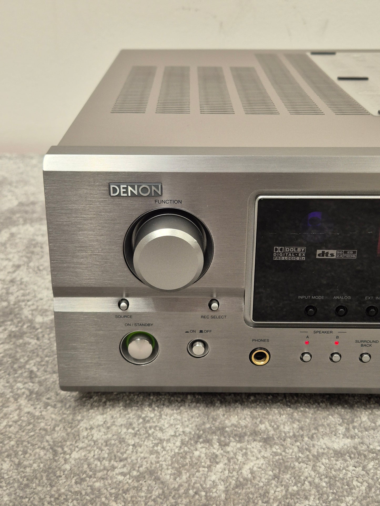 Denon AVR-1906 - 7.1-Channel AV Receiver - Excellent