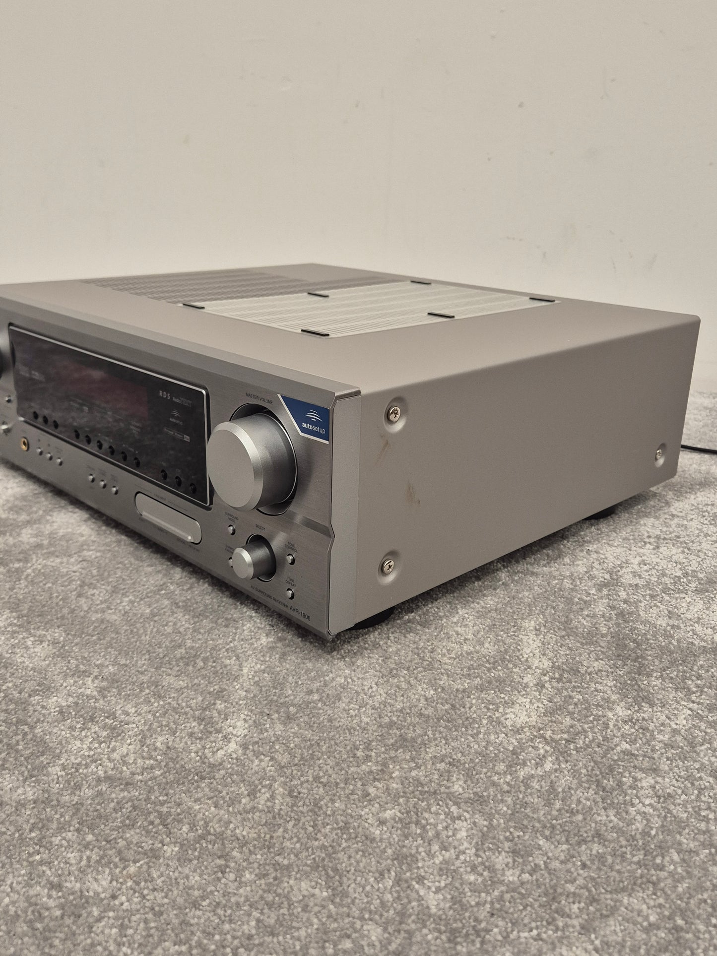 Denon AVR-1906 - 7.1-Channel AV Receiver - Excellent