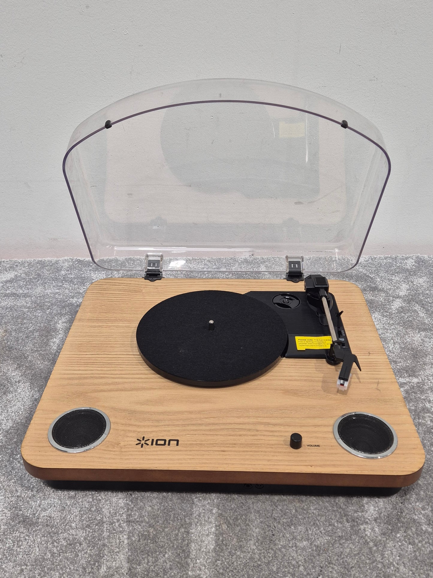 ION Max LP - Vinyl Turntable Record Player - Excellent