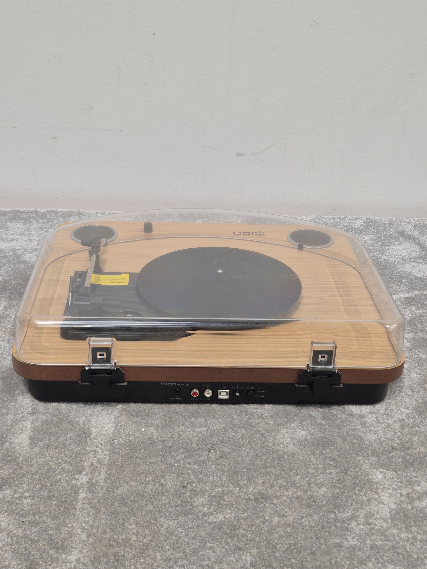ION Max LP - Vinyl Turntable Record Player - Excellent
