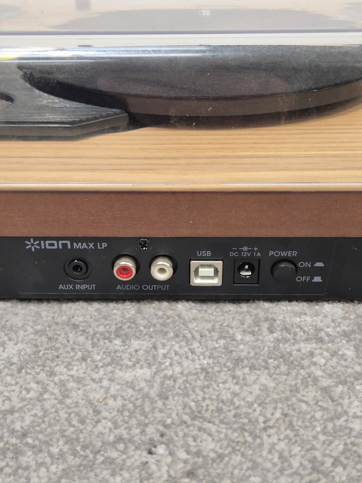 ION Max LP - Vinyl Turntable Record Player - Excellent