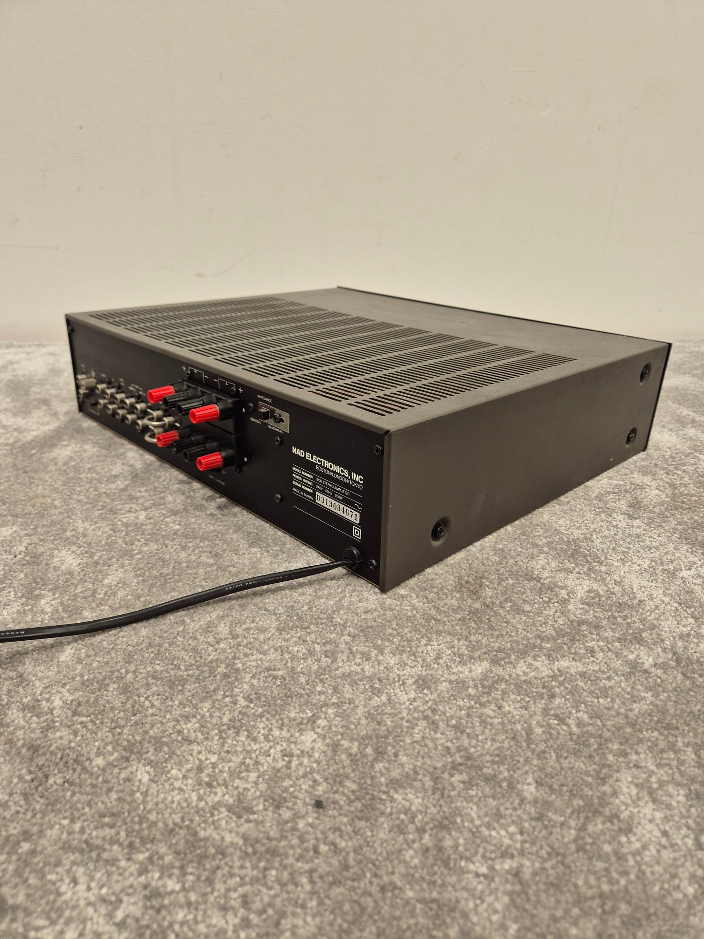 NAD 3130 Amplifier - Stereo Integrated Amplifier - 30-watts Per Channel