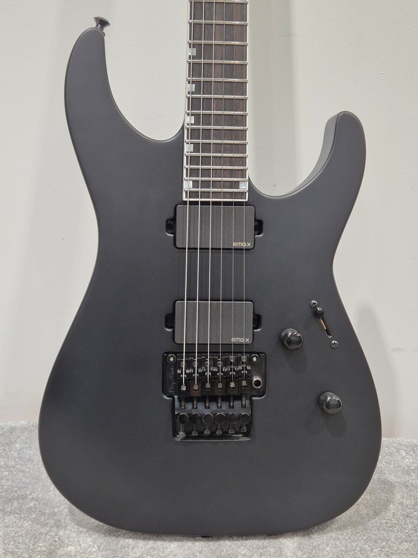 ESP M-II USA - Electric Guitar w/ ESP Hard Case - Excellent