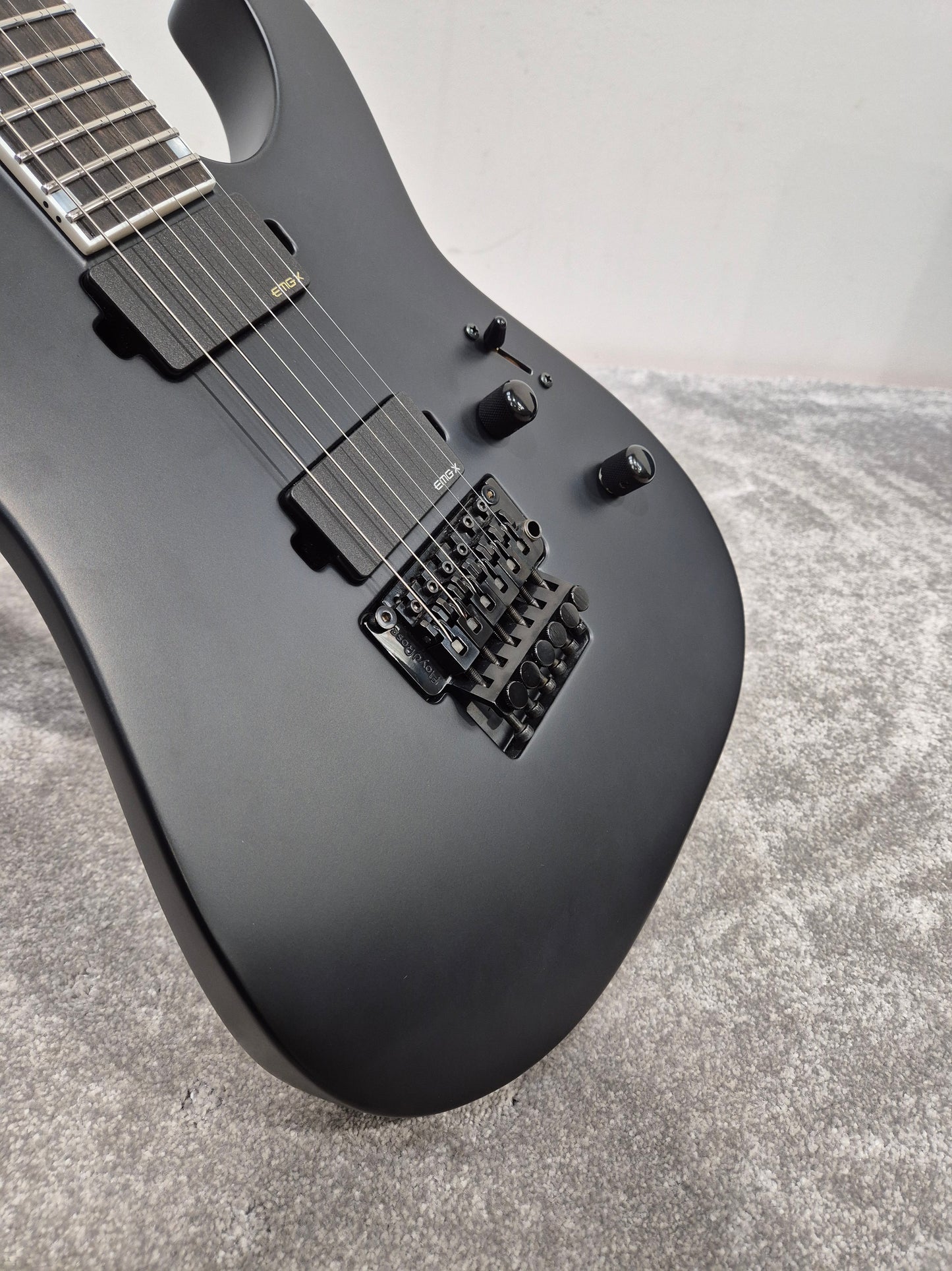 ESP M-II USA - Electric Guitar w/ ESP Hard Case - Excellent
