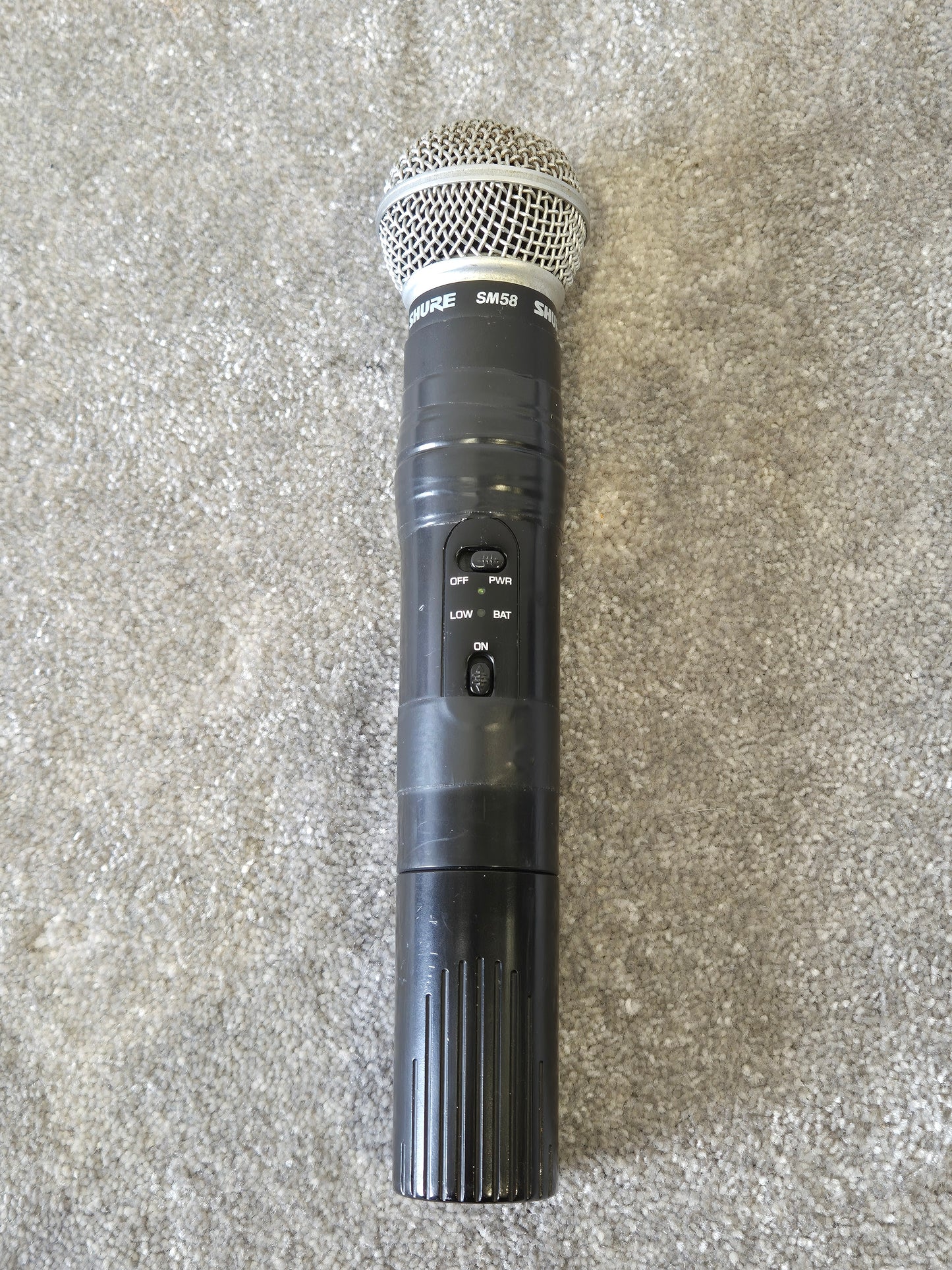 Shure T4N/SM58 - Wireless Handheld Microphone System w/ Case - Good