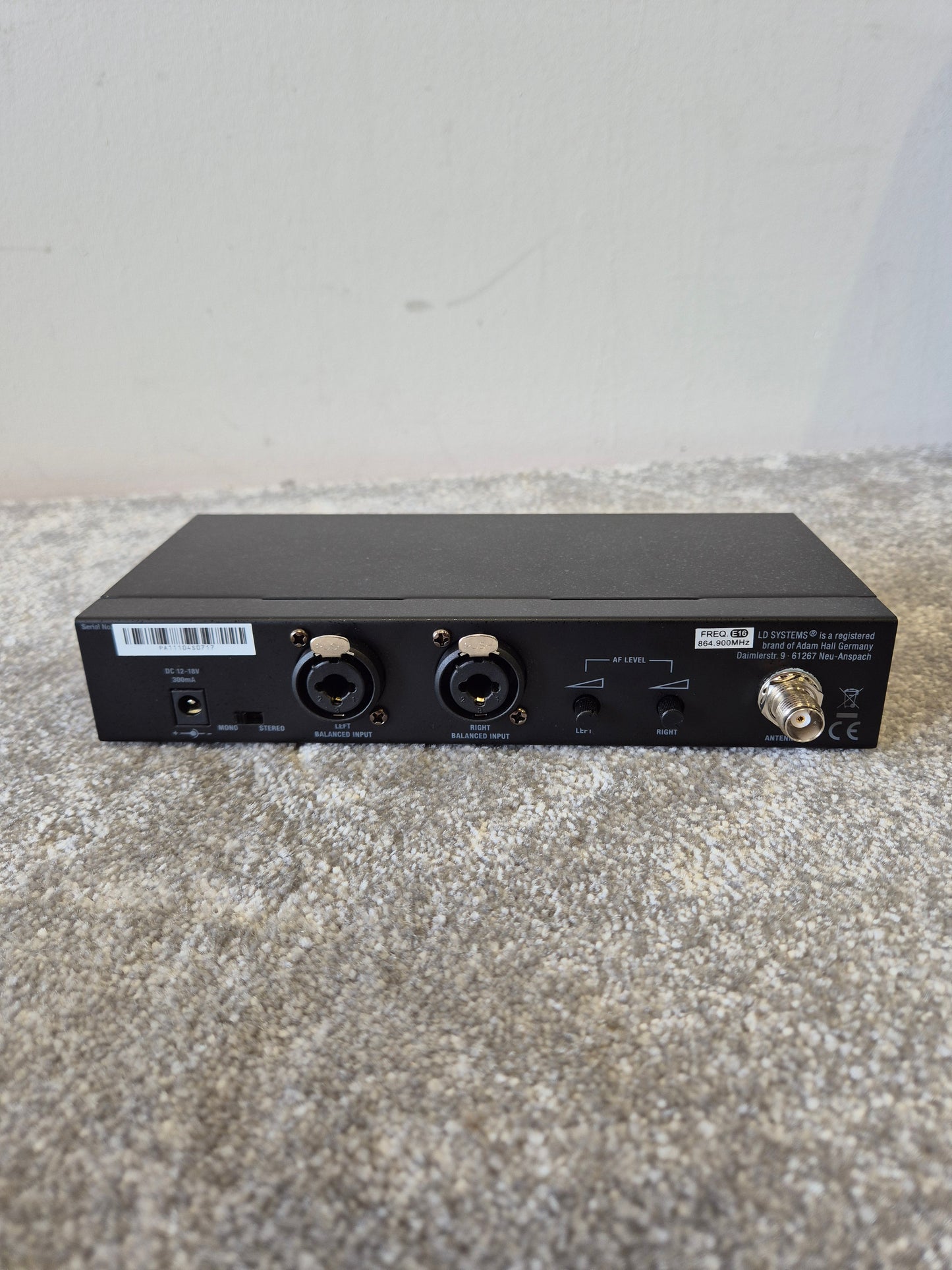 LD Systems MEIONE - In Ear Monitoring System w/ Case - Very Good