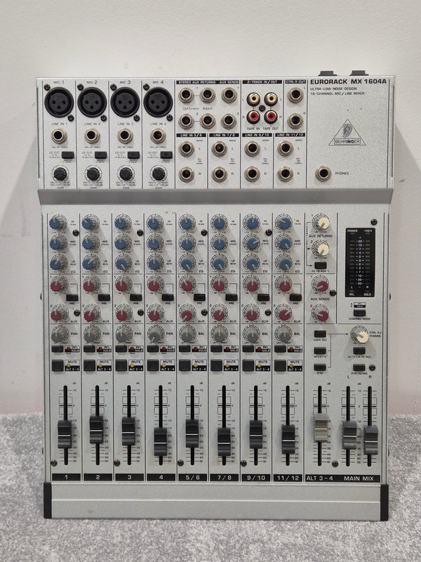 Behringer Eurorack MX1604A - 16-Channel Mixer - Excellent