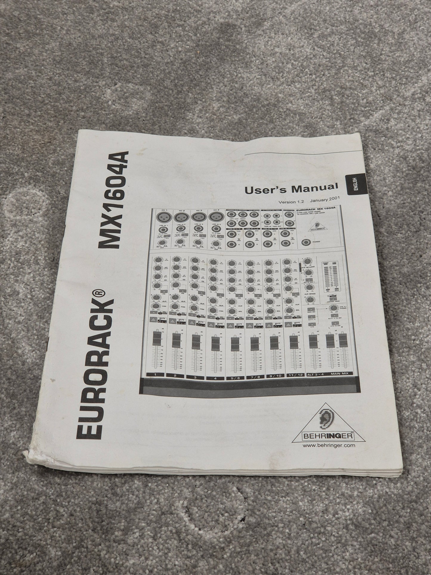 Behringer Eurorack MX1604A - 16-Channel Mixer - Excellent