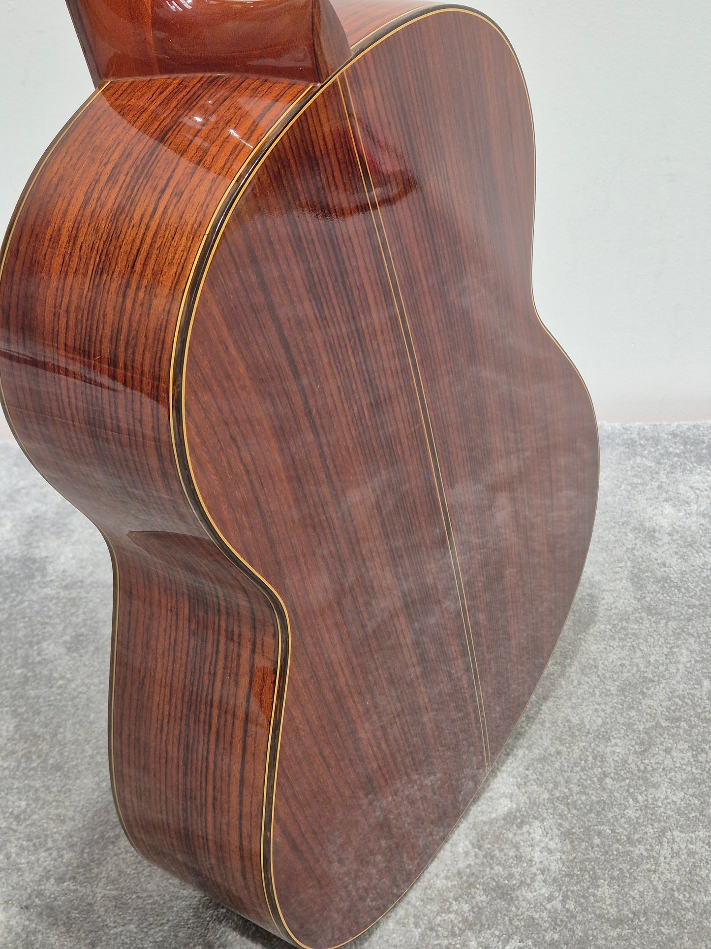 Kimbara Model 29 - Acoustic Guitar w/ Soft Gig Bag