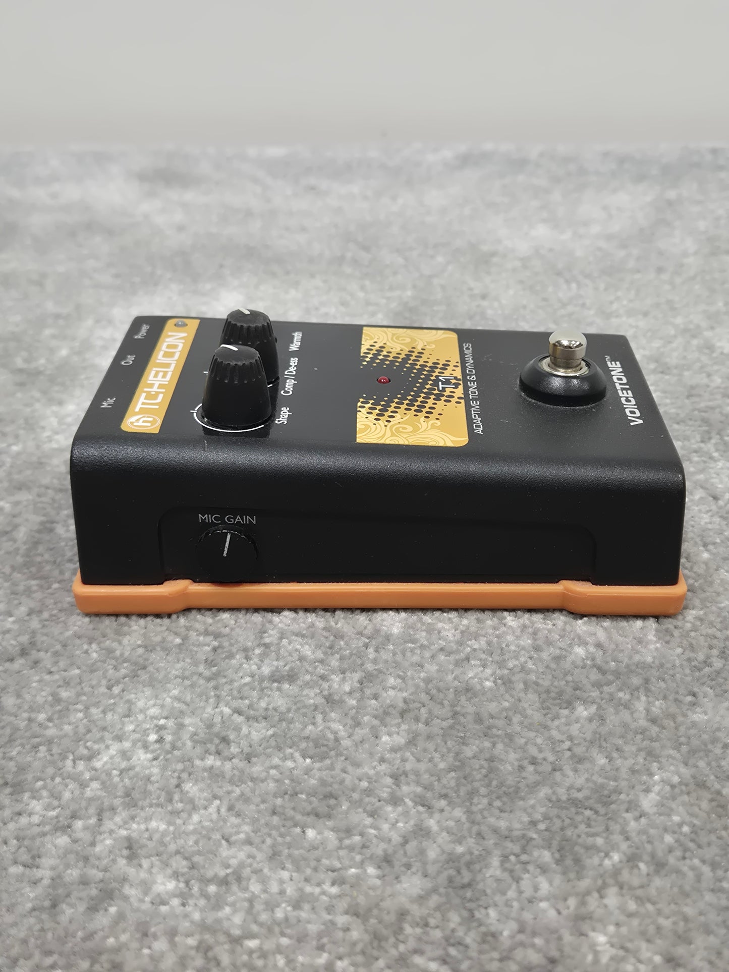 TC Helicon VoiceTone T1 - Vocal Effects Processor - Excellent
