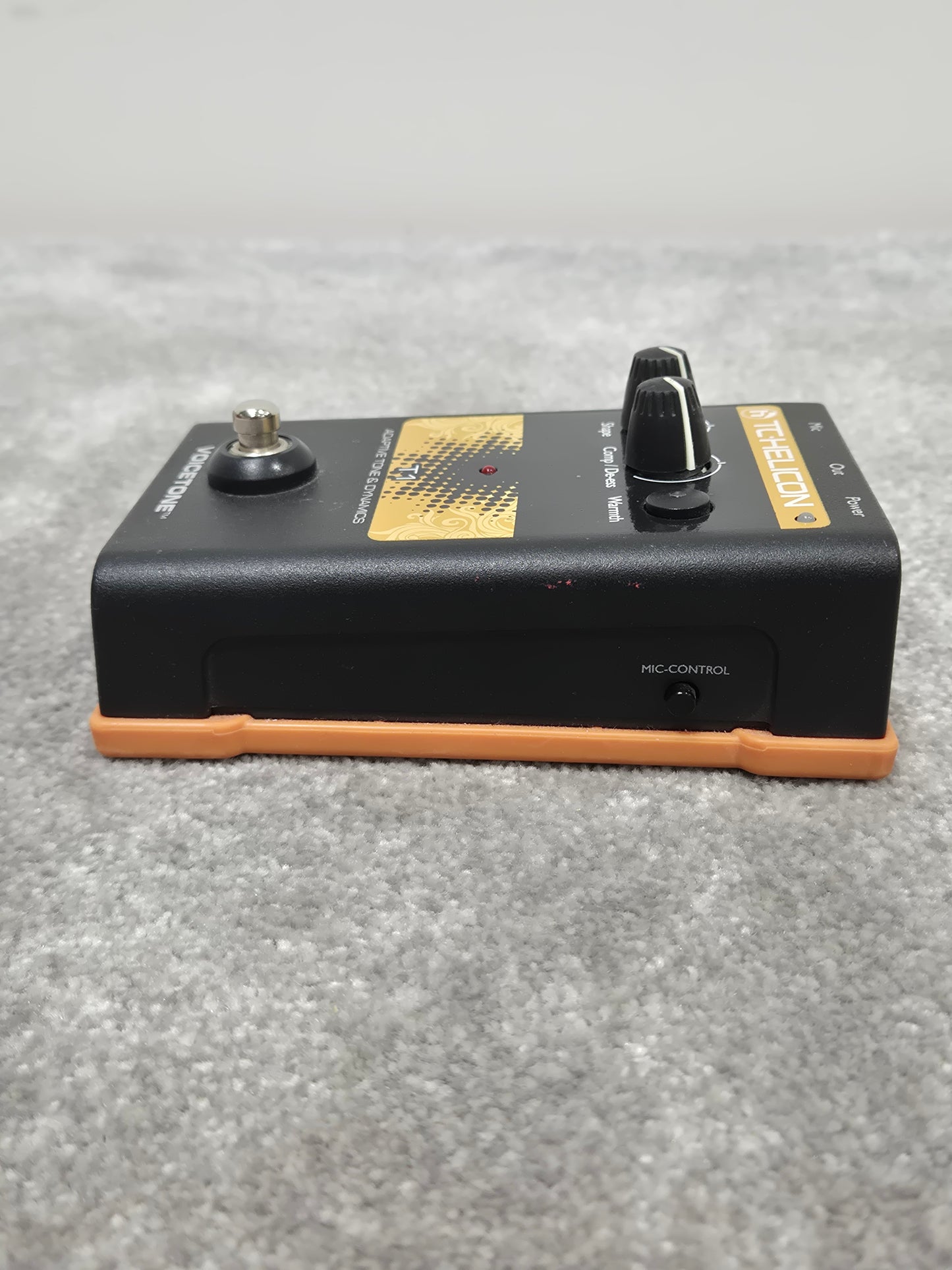 TC Helicon VoiceTone T1 - Vocal Effects Processor - Excellent